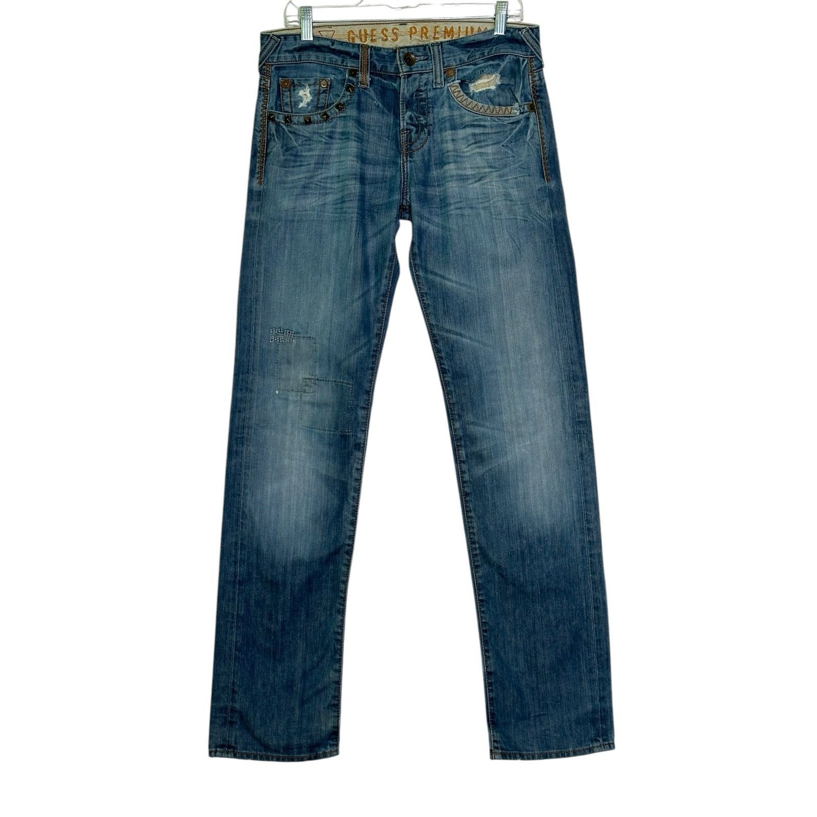 GUESS Rebel Regular Studded Distressed Jeans size 30