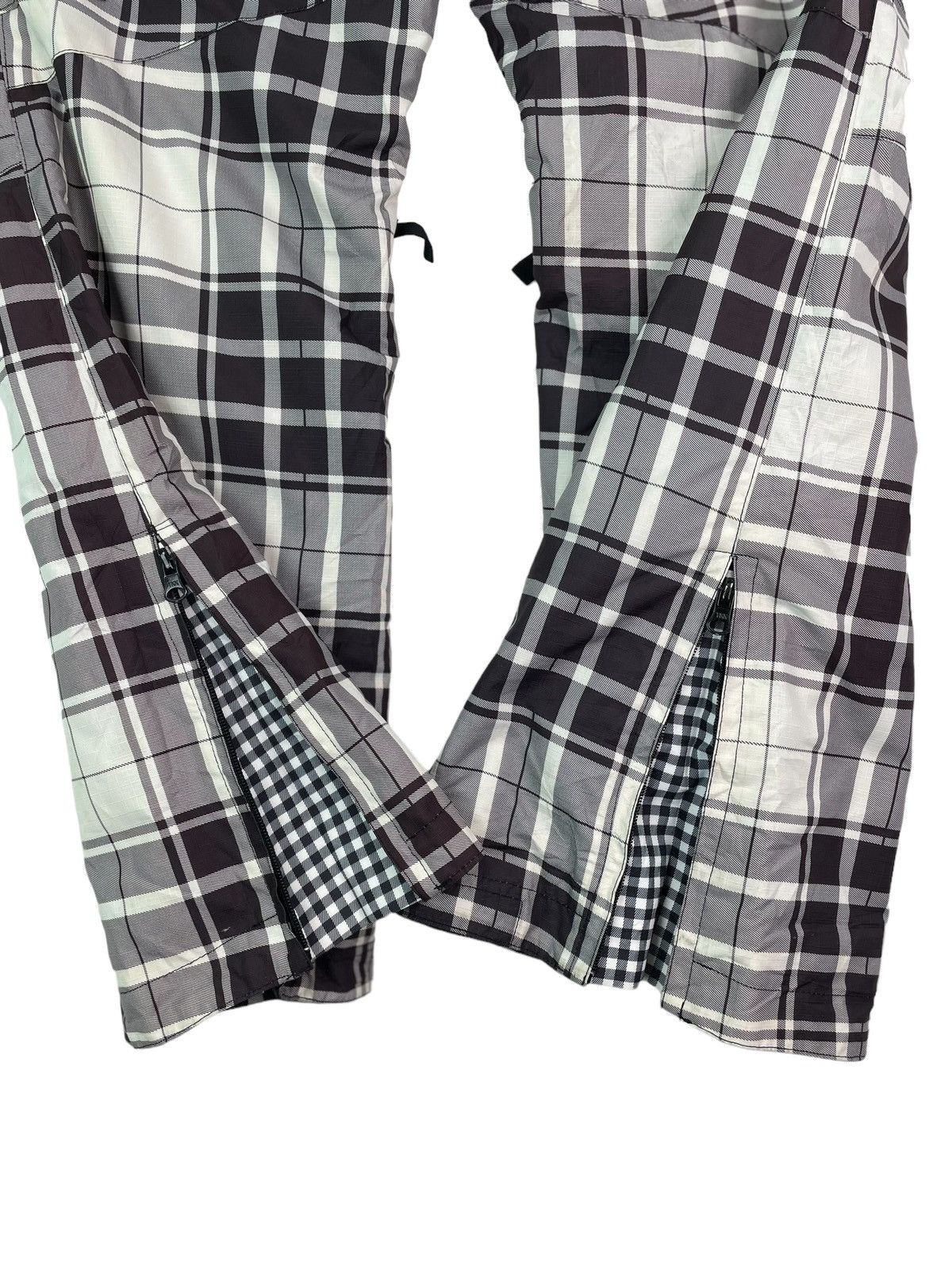 Modern Amusement Vtg 90s MODERN AMUSEMENT japan tartan plaid snowboard pant Size US 30 / EU 46 - 7 Thumbnail