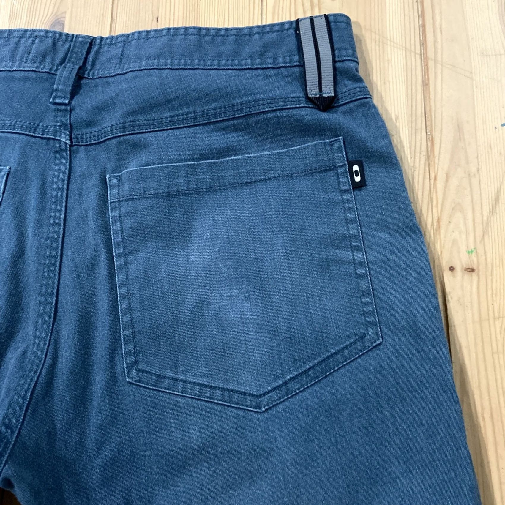 Oakley Oakley Shorts Mens 32 Blue Cotton Blend Slats Slim Fit Flat Front Chino Flat Front Mens Boys Girls Size US 32 / EU 48 - 7 Thumbnail