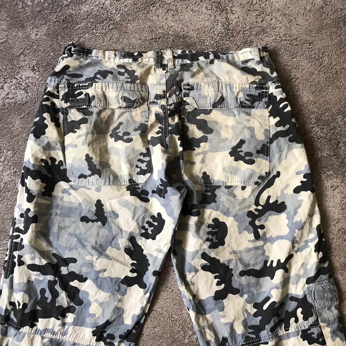 Vintage Vintage 90s Y2K Baggy Cargo Pants All Over Print Streetwear Size US 36 / EU 52 - 8 Thumbnail