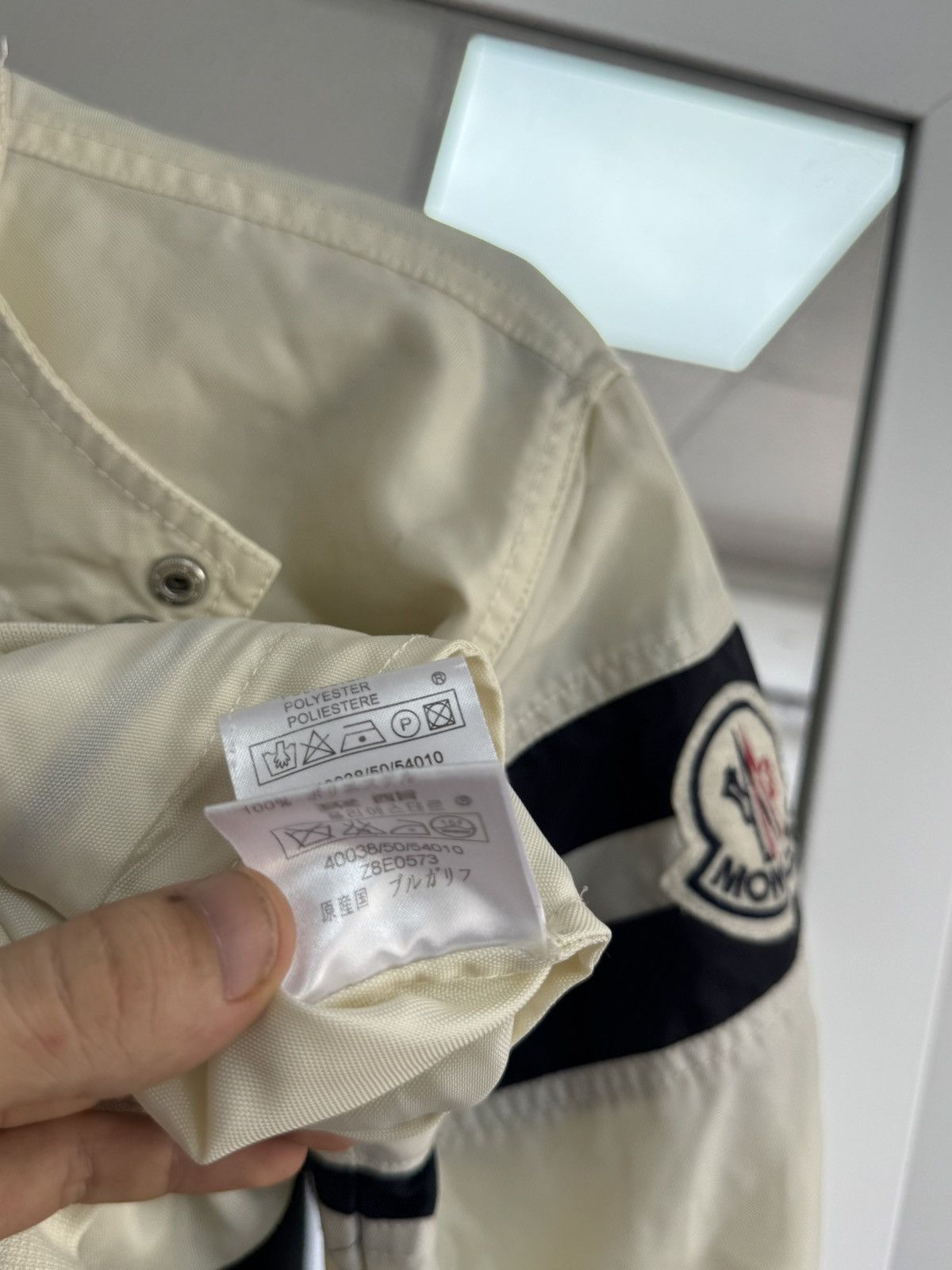 Moncler Very Rare Moncler Bomber Jacket Archive Luxury Vintage sz 4 Size US M / EU 48-50 / 2 - 14 Thumbnail