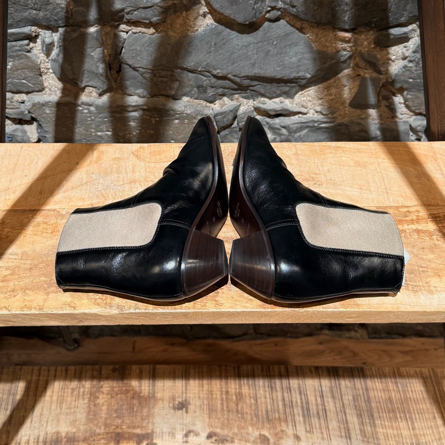 Celine Céline SS18 Black Leather Chelsea Boots Size US 5 / IT 35 - 9 Thumbnail