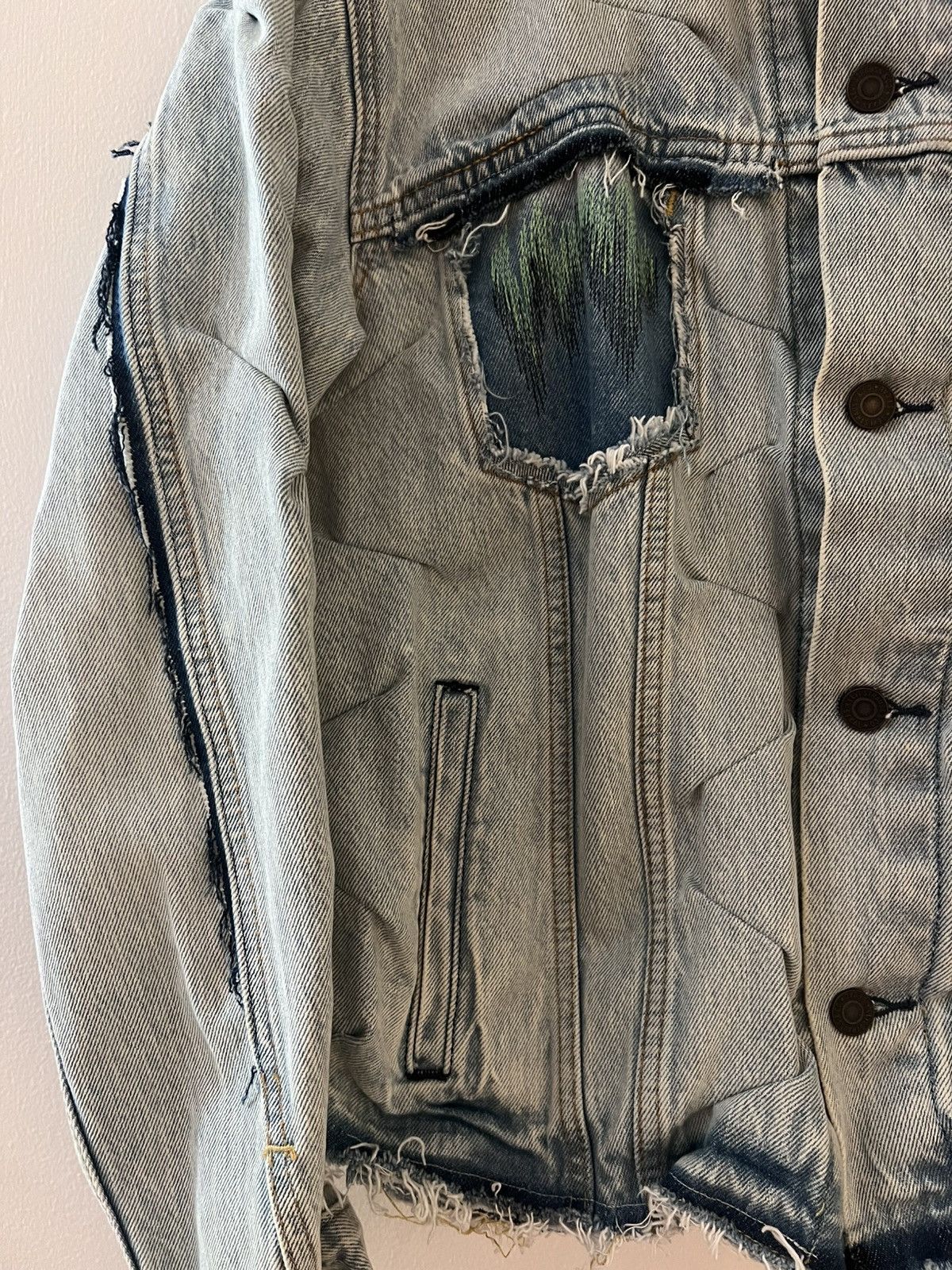 Levi's Levi’s Distorted Pleated Denim Jacket Size US L / EU 52-54 / 3 - 2 Thumbnail