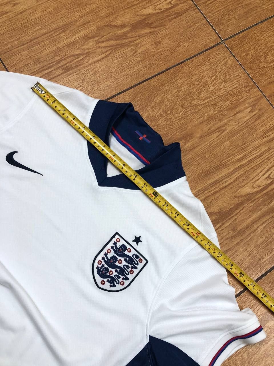 Nike Jerseys Nike Mens Footbal ENGLAND DRI-FIT Size US S / EU 44-46 / 1 - 10 Thumbnail