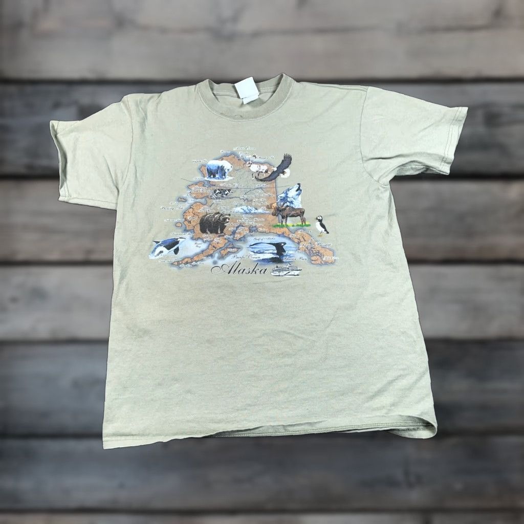 Vintage VINTAGE Galliga Skins Alaska Wildlife Map Print T-Shirt Adult Large Green Graphic Animals Nature Mens Size US L / EU 52-54 / 3 - 1 Thumbnail
