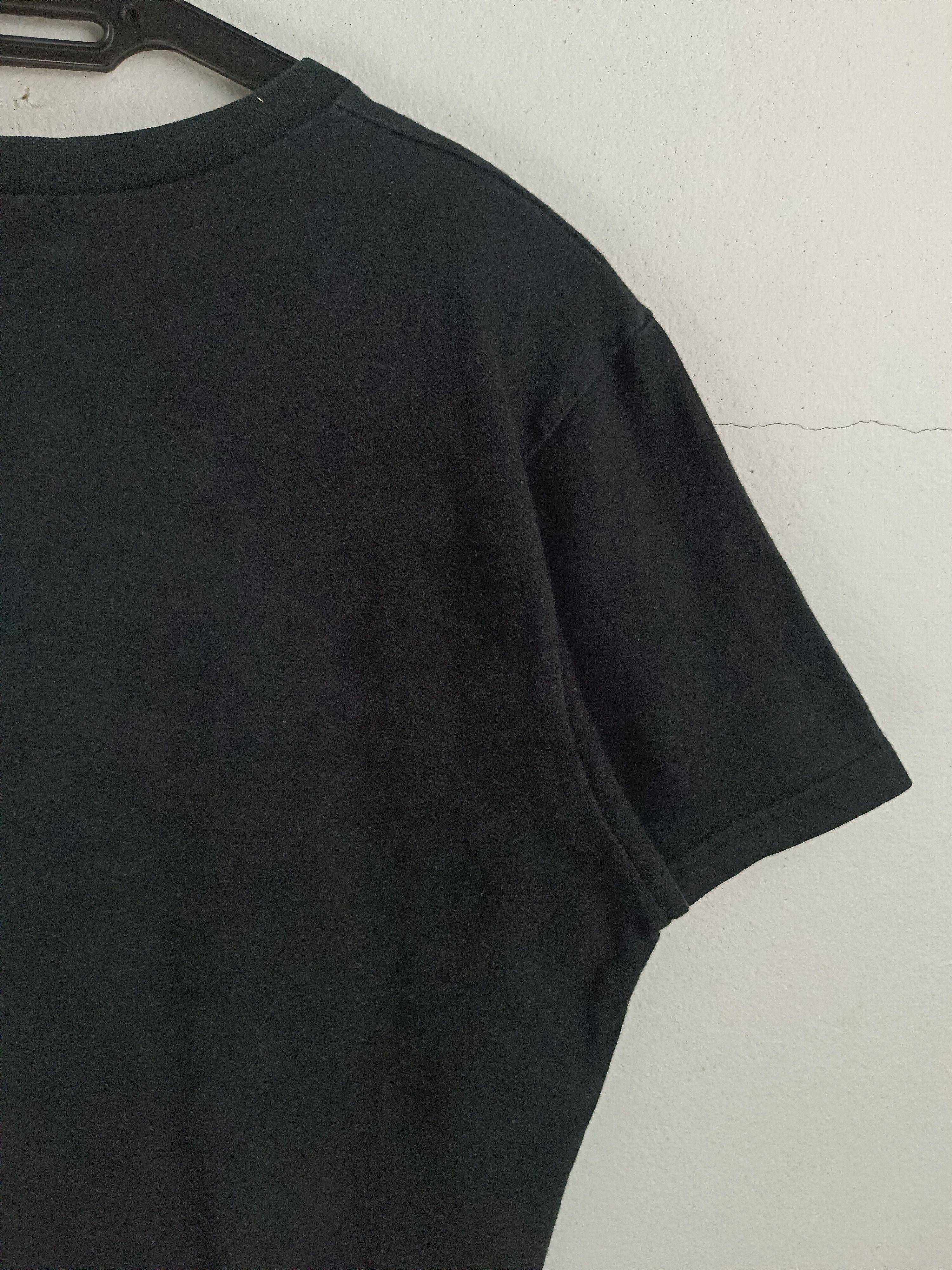 Vintage VINTAGE GIRL WITH LV KEFFIYEH PROTEST PEACE LOVE TEE Size US M / EU 48-50 / 2 - 12 Thumbnail