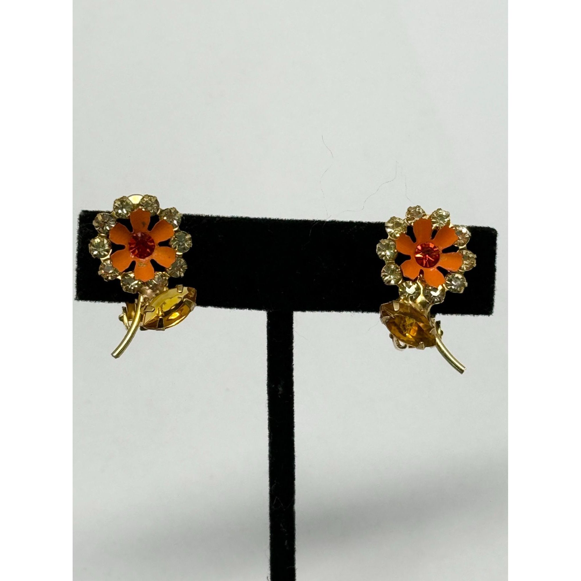 Vintage Vintage orange flower rhinestone earrings Size ONE SIZE - 3 Thumbnail