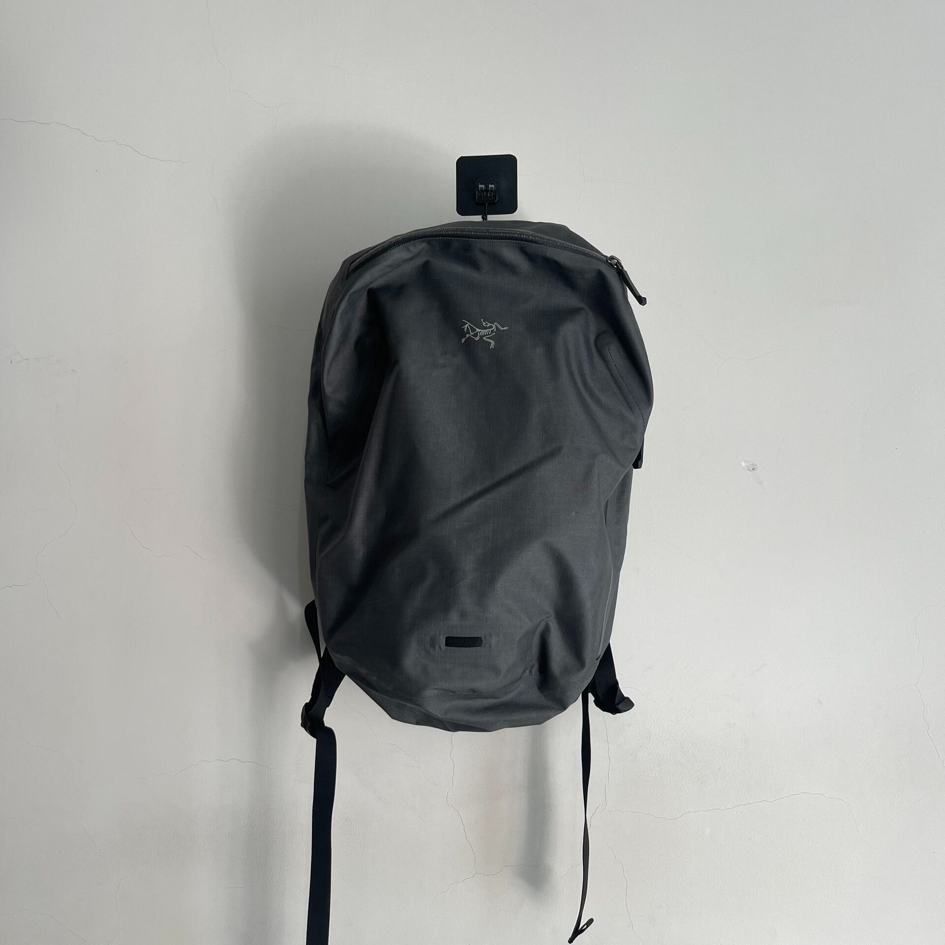 Arc'teryx Arcteryx Mistral 16L Side Messenger Bag | Grailed