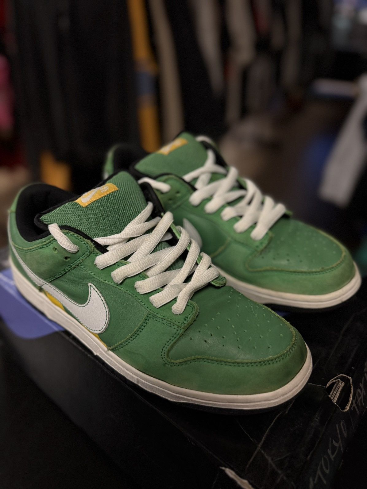 Nike Size 11 - Nike SB Dunk Low Pro Taxi Series - Tokyo 2006 Size US 11 / EU 44 - 5 Thumbnail