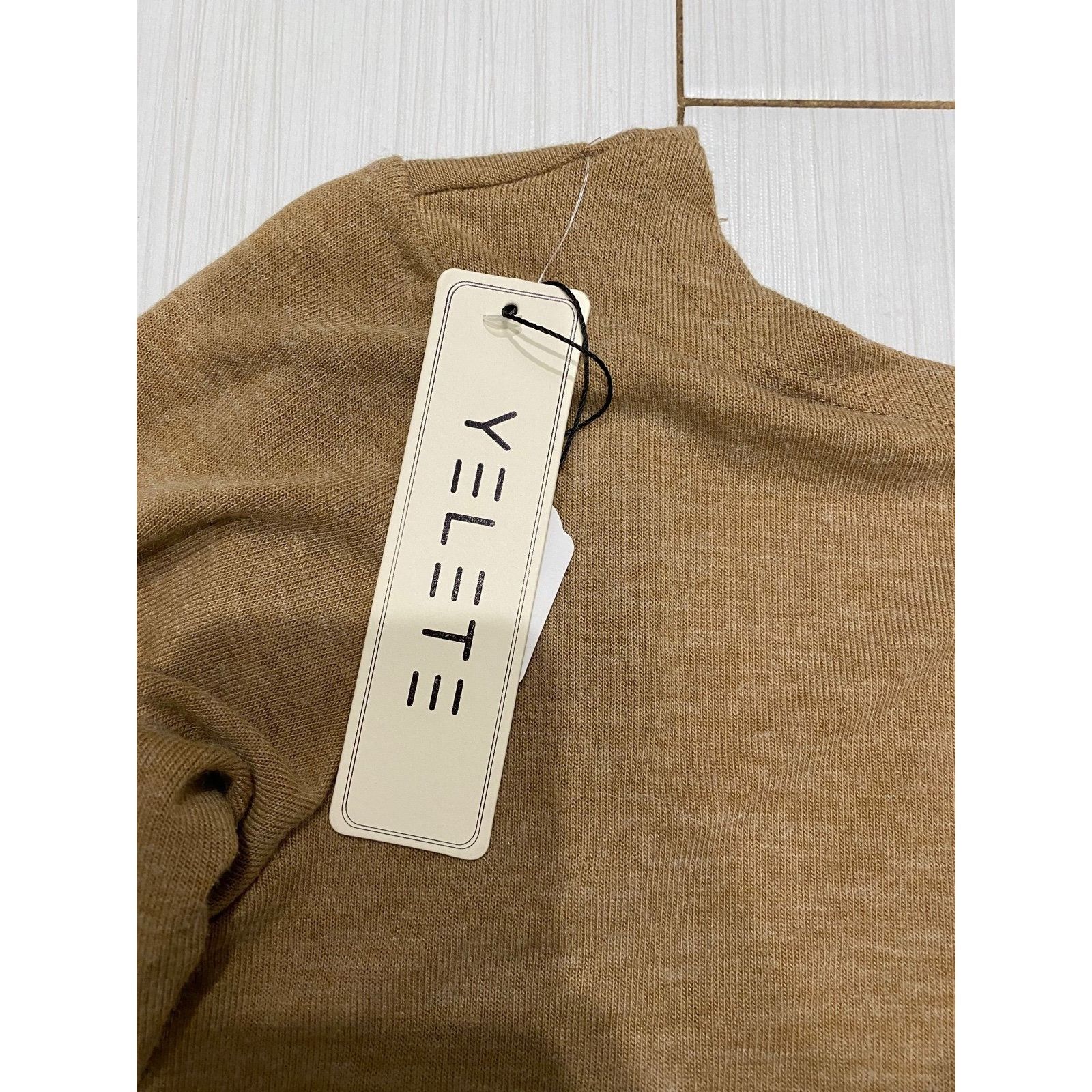 Other NWT Yelete Women's Sm Backless Sexy Long Sleeve Loose Blouse Size S / US 4 / IT 40 - 2 Thumbnail