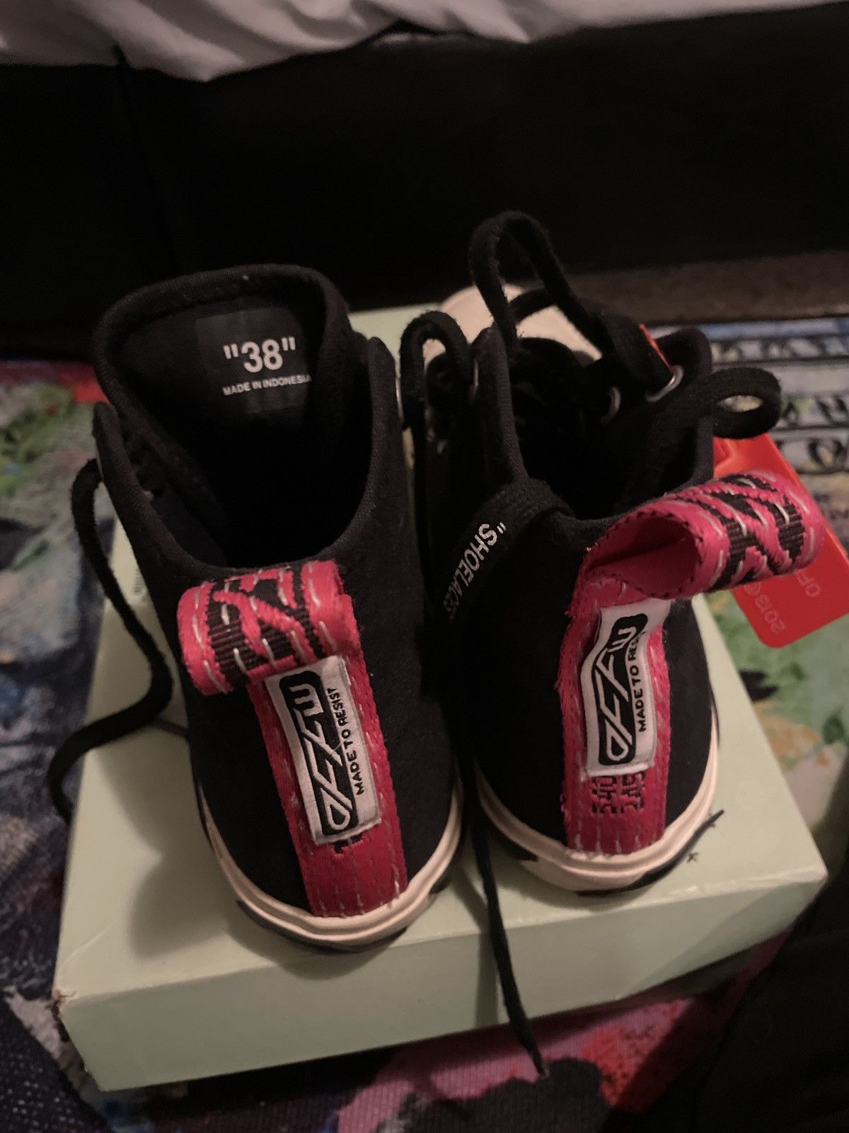 Off-White Mid Top Vulcanized Sneaker Size US 5.5 / EU 38 - 6 Thumbnail