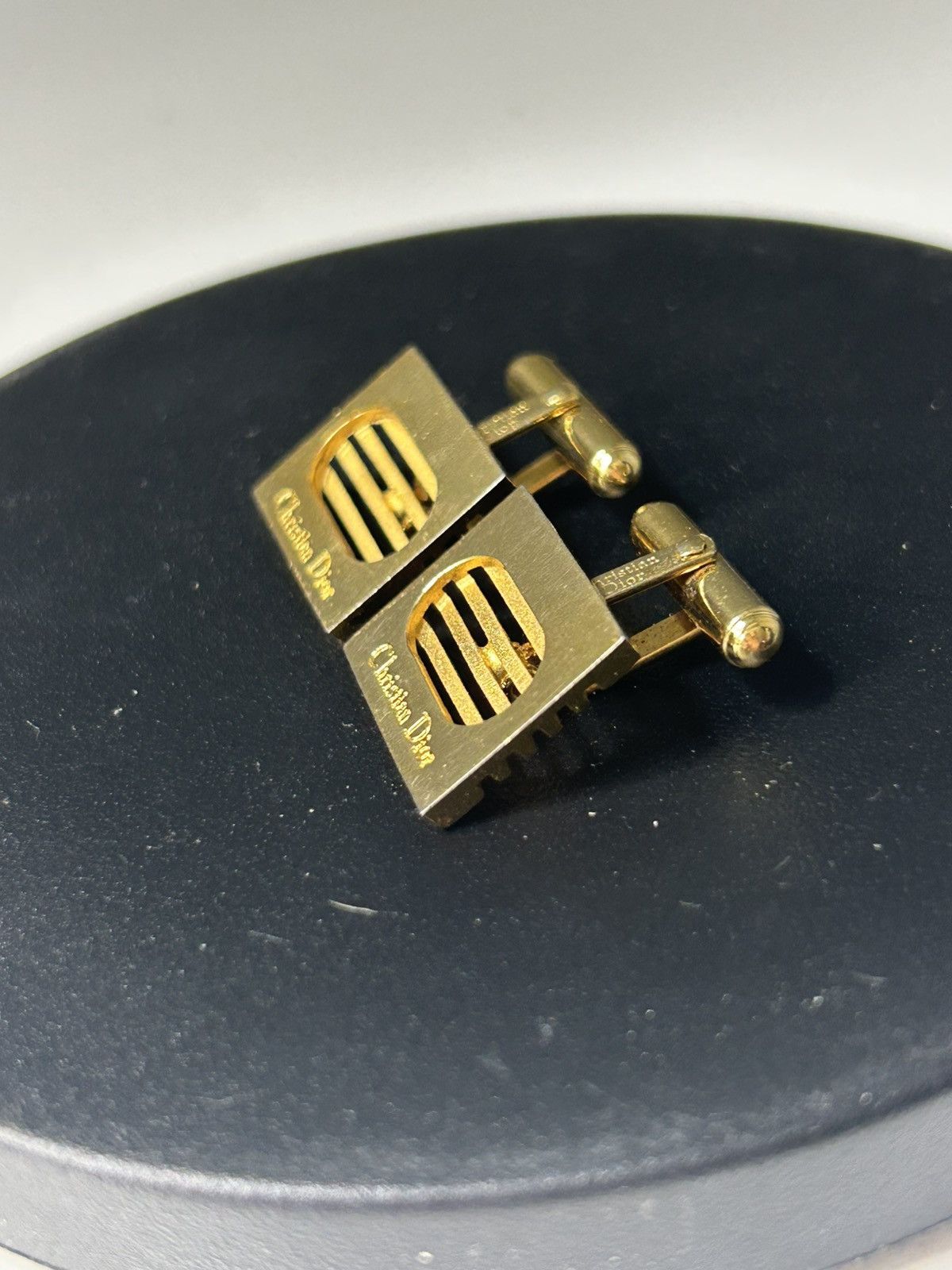 Dior Vintage Christian Dior Gold Tone Cufflinks Set Size ONE SIZE - 3 Thumbnail
