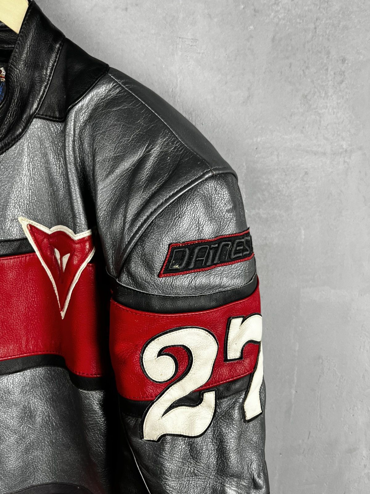 Dainese Dainese 27 leather suit racing jacket pants size 52 Size US L / EU 52-54 / 3 - 14 Thumbnail