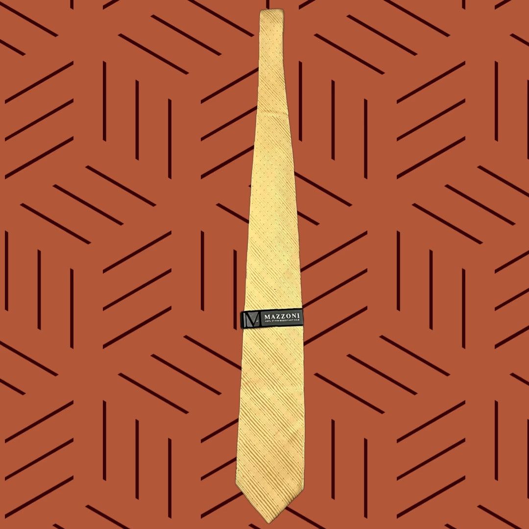 Brooks Brothers **NEW Brooks Brothers Tie Men's Gold Silk Classic Fit Regular Style** User: **NEW Brooks Brothers Men's Gold Silk Tie Classic Fit** Size ONE SIZE - 1 Thumbnail