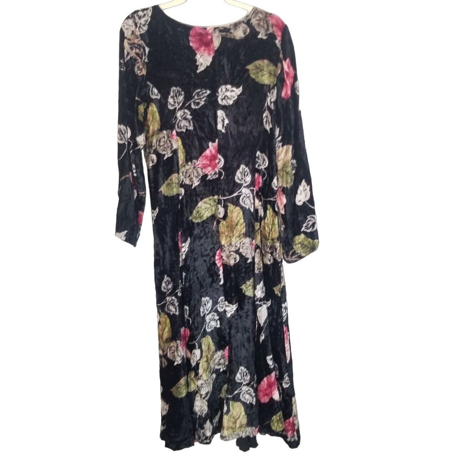 Vintage Vintage Nostalgia Floral Velvet Maxi Dress Sz S Whimsigoth Size S / US 4 / IT 40 - 7 Thumbnail