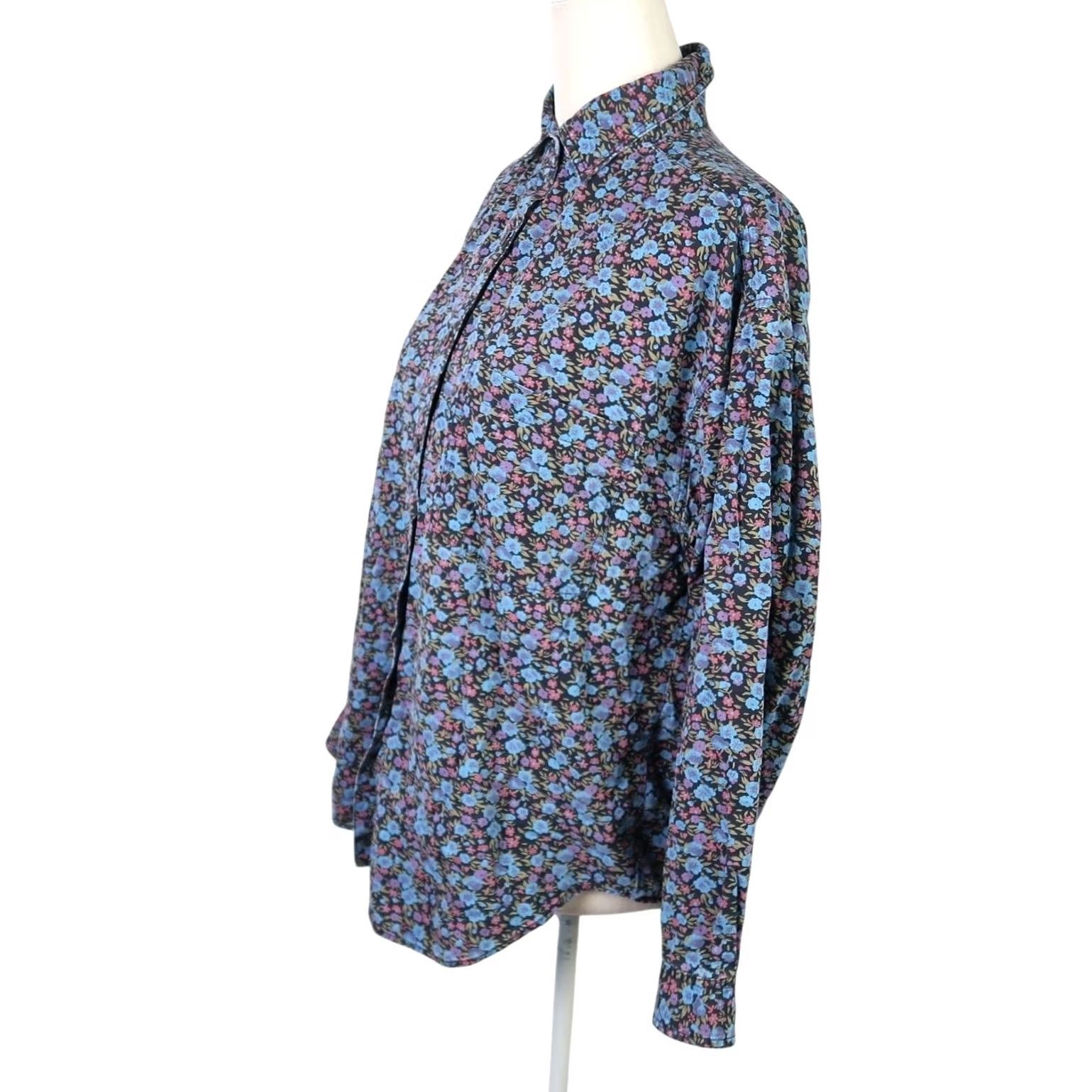 Brandblack VINTAGE 90s Punch Blue and Black Ditsy Floral Cotton Button-Down Shirt L Women Long Sleeve Bohemian 80s 90s Size L / US 10 / IT 46 - 3 Thumbnail