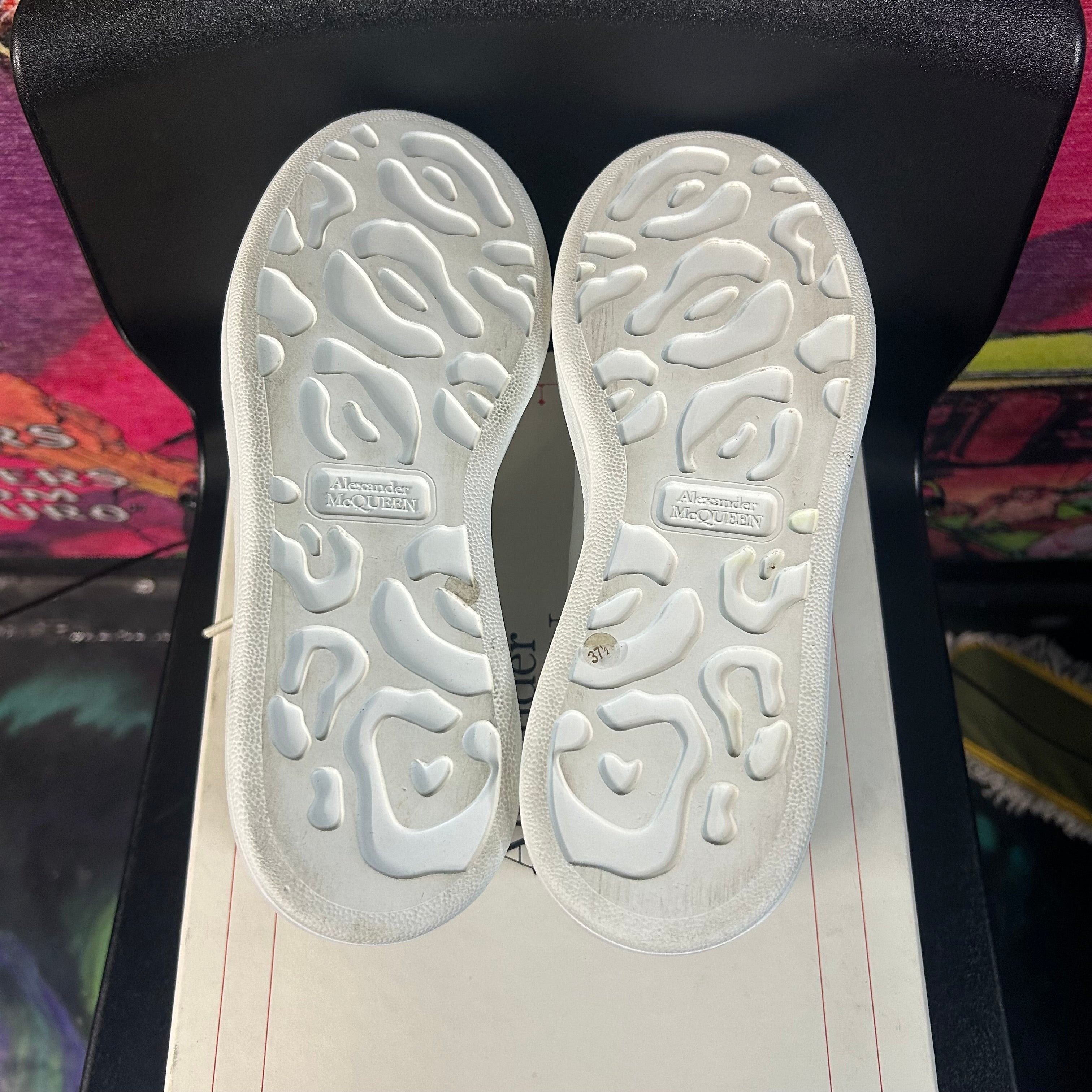 Alexander McQueen Alexander McQueen Oversized Sneakers Black White Size 37.5 Size US 5 / EU 37 - 5 Thumbnail