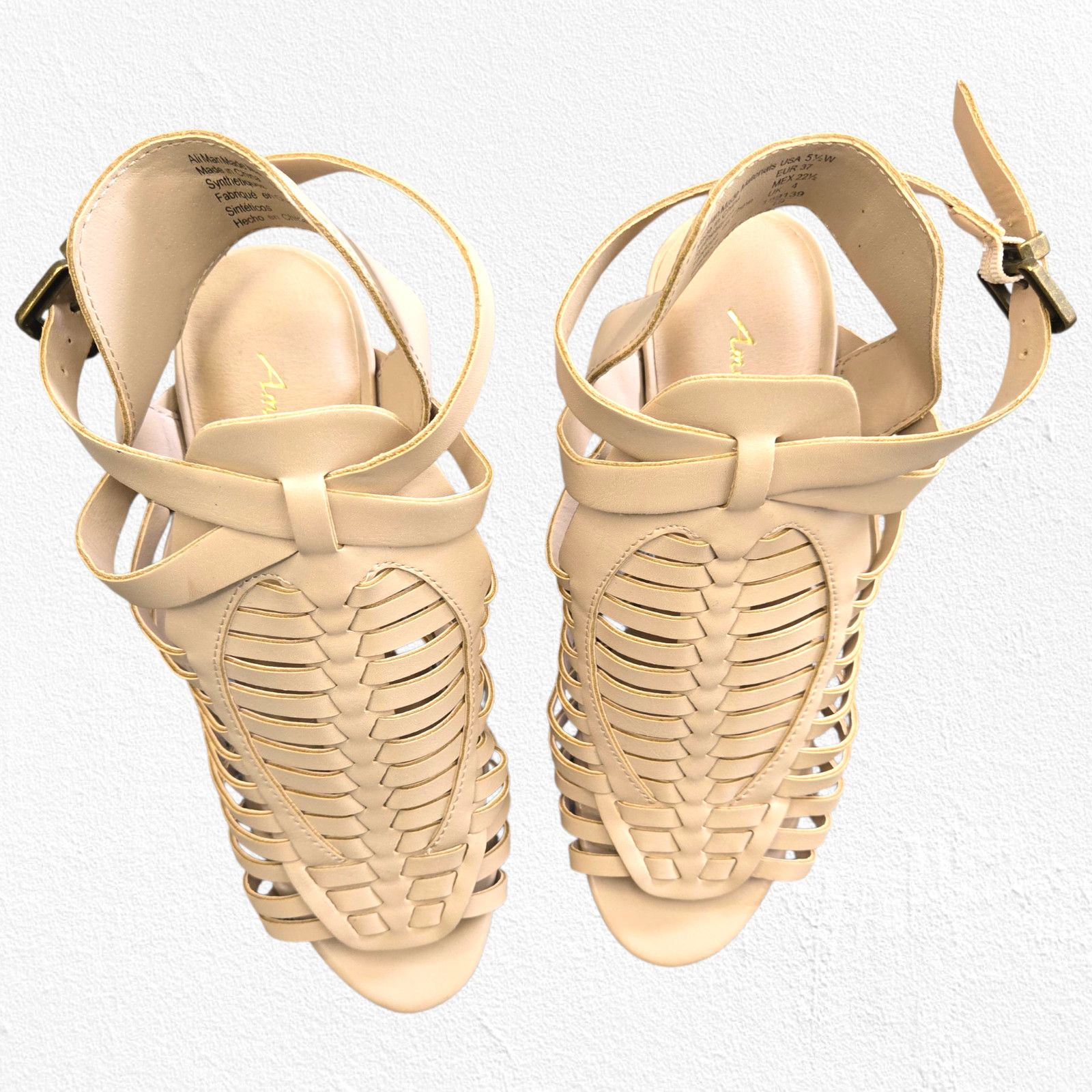 American Eagle Outfitters American Eagle Nude Gladiator Block Heel Sandals Size 5.5W Size US 5.5 / IT 35.5 - 13 Thumbnail