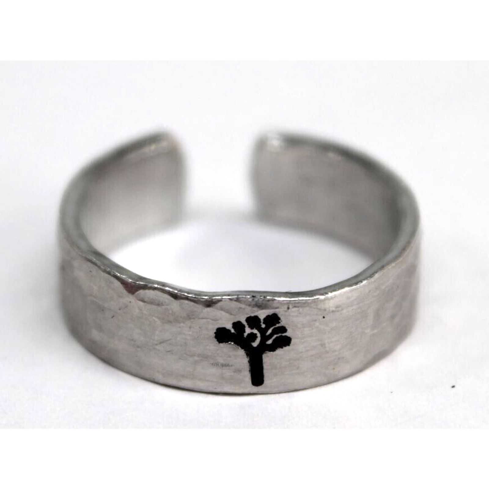 Other Beautiful Hammered Silvertone Ring • Band• Open Back • Sz. 9 Size ONE SIZE - 2 Thumbnail
