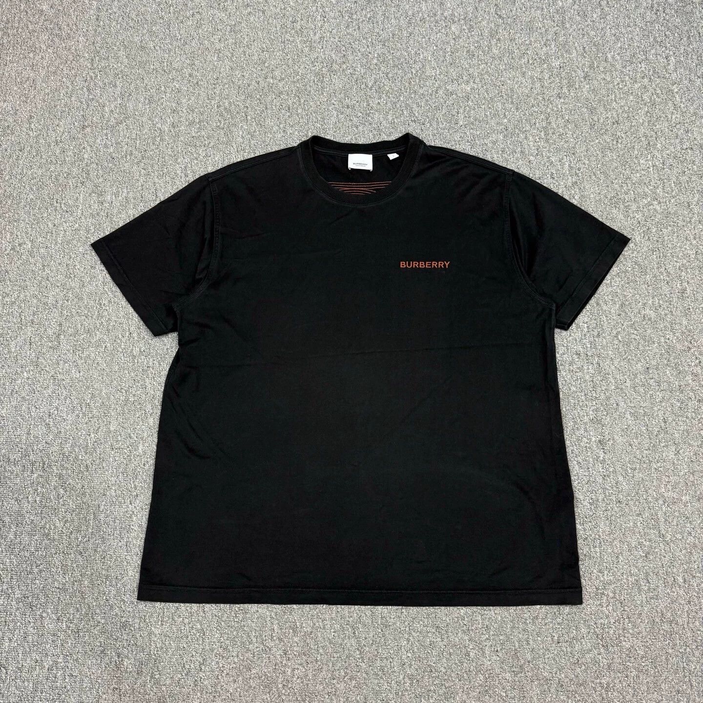 Burberry Burberry black red line logo short sleeve tee size S Size US S / EU 44-46 / 1 - 1 Thumbnail