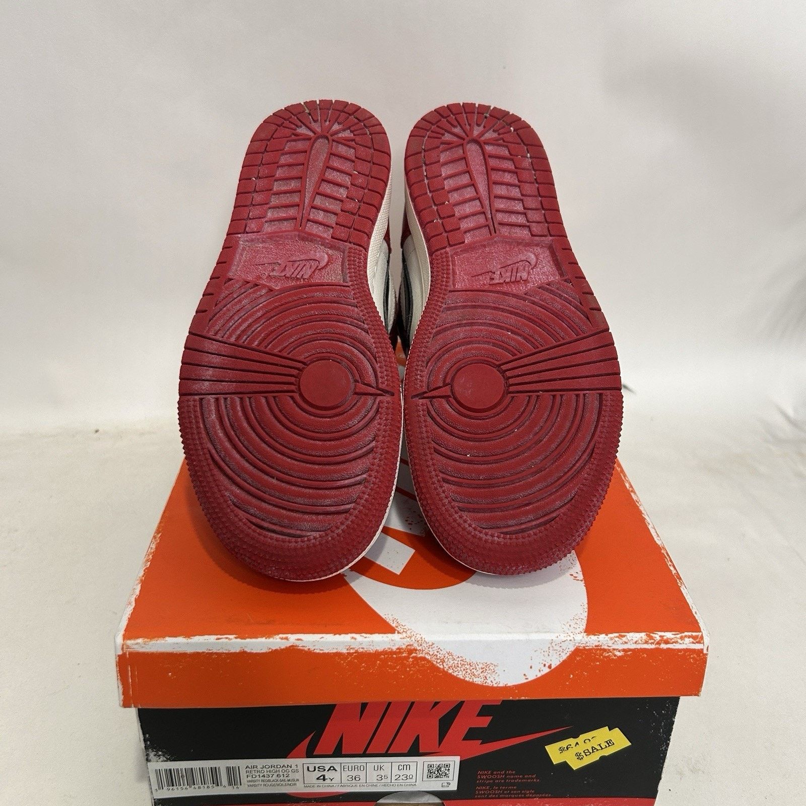 Jordan Brand Nike Air Jordan 1 Retro High GS “Chicago/Lost and Found” Size US 5.5 / IT 35.5 - 7 Thumbnail