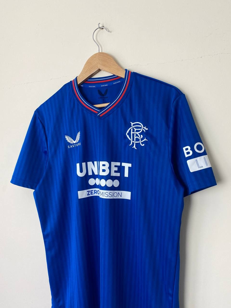 Castore Castore Rangers Glasgow 2022/2023 Blockcore Home Jersey Size US M / EU 48-50 / 2 - 3 Thumbnail