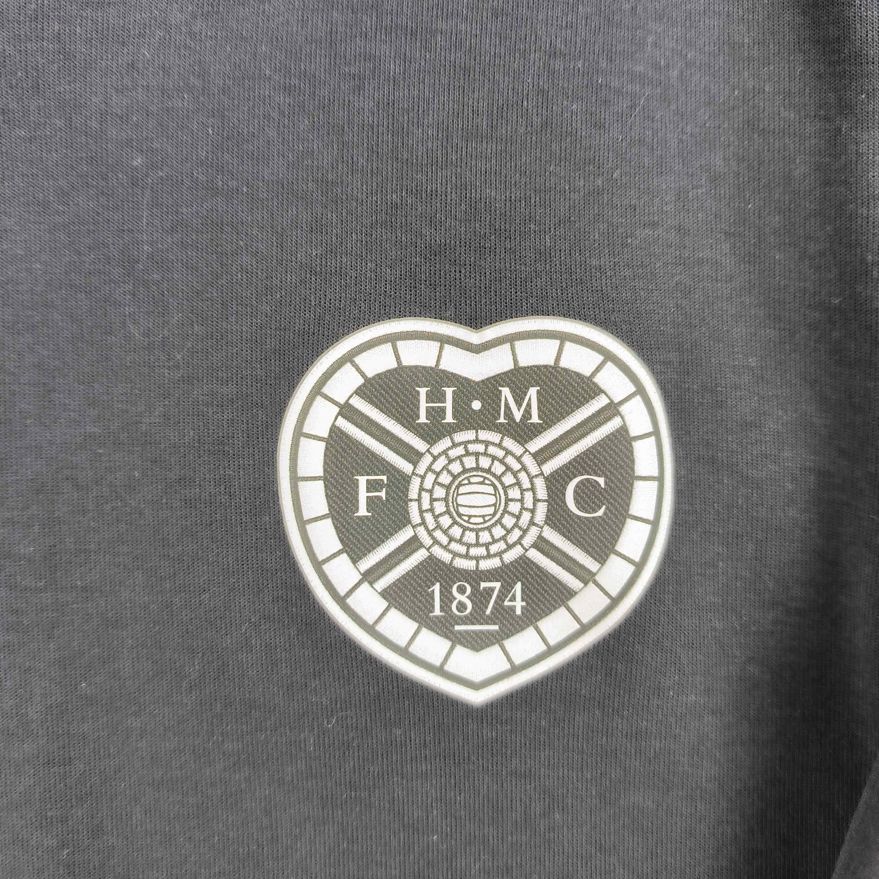 Umbro Heart of Midlothian Hearts Umbro football training top sz XL Size US XL / EU 56 / 4 - 3 Thumbnail