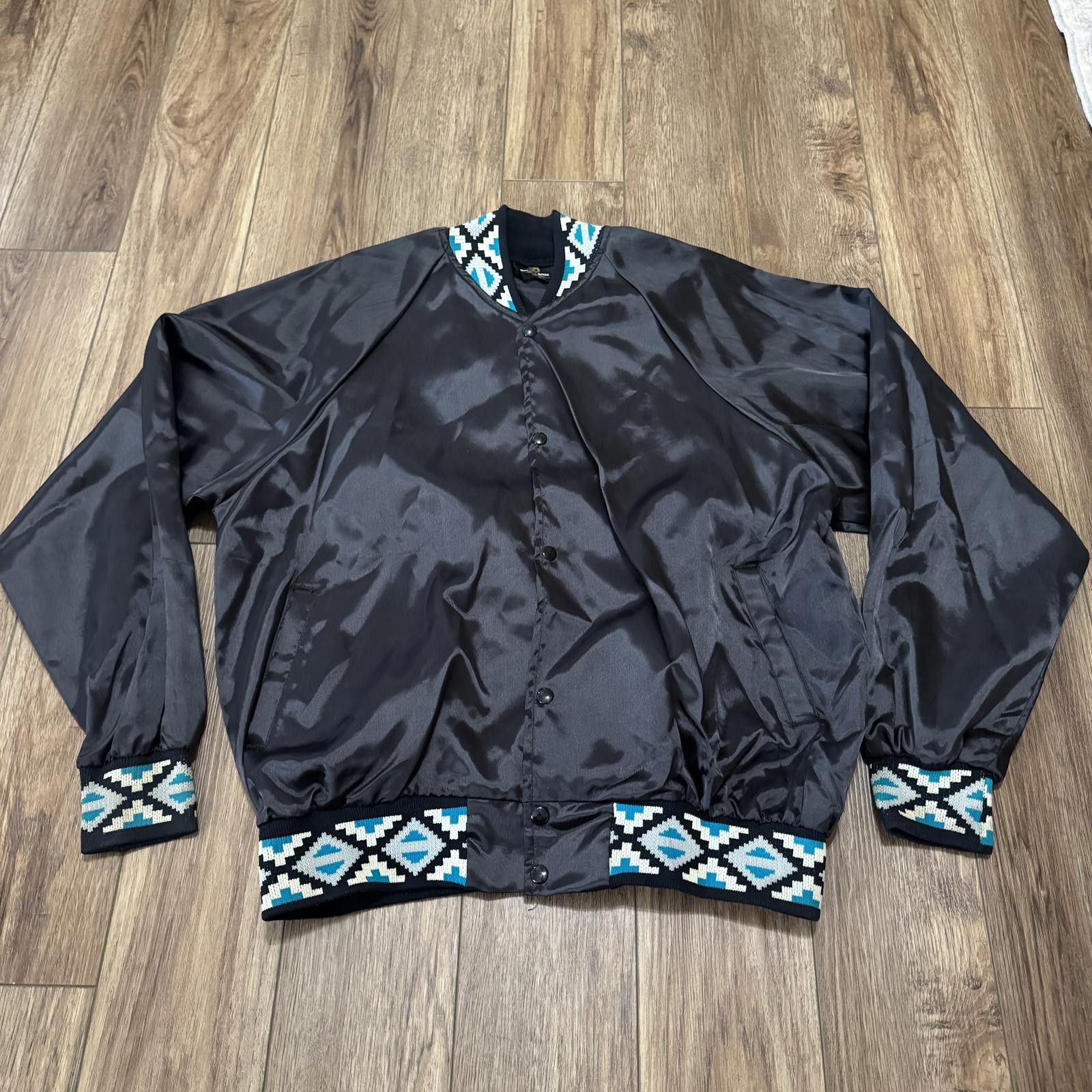 Black Sheep Vintage 80s Aztec Satin Southwestern Bomber Jacket Size XL Size US XL / EU 56 / 4 - 1 Thumbnail