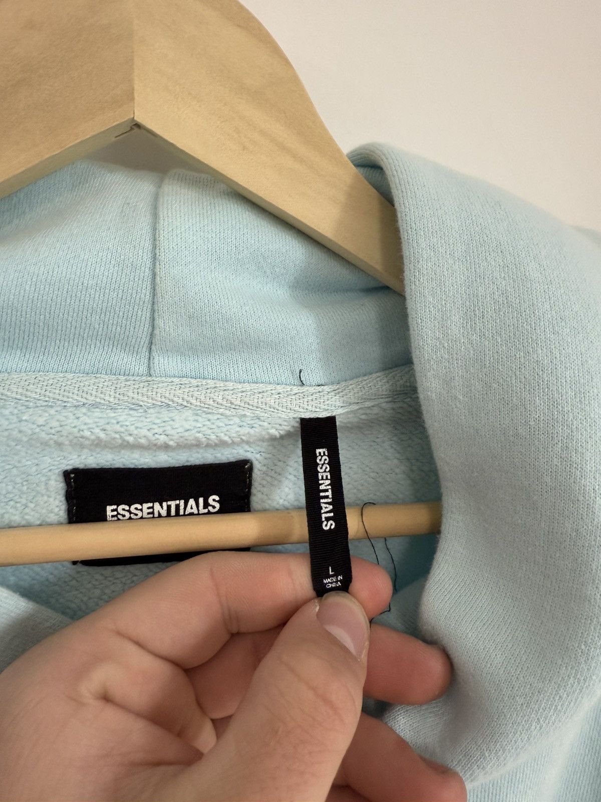 Fear of God Fear of God Essentials 3M Logo Pullover Hoodie 'Blue' Size US L / EU 52-54 / 3 - 10 Thumbnail