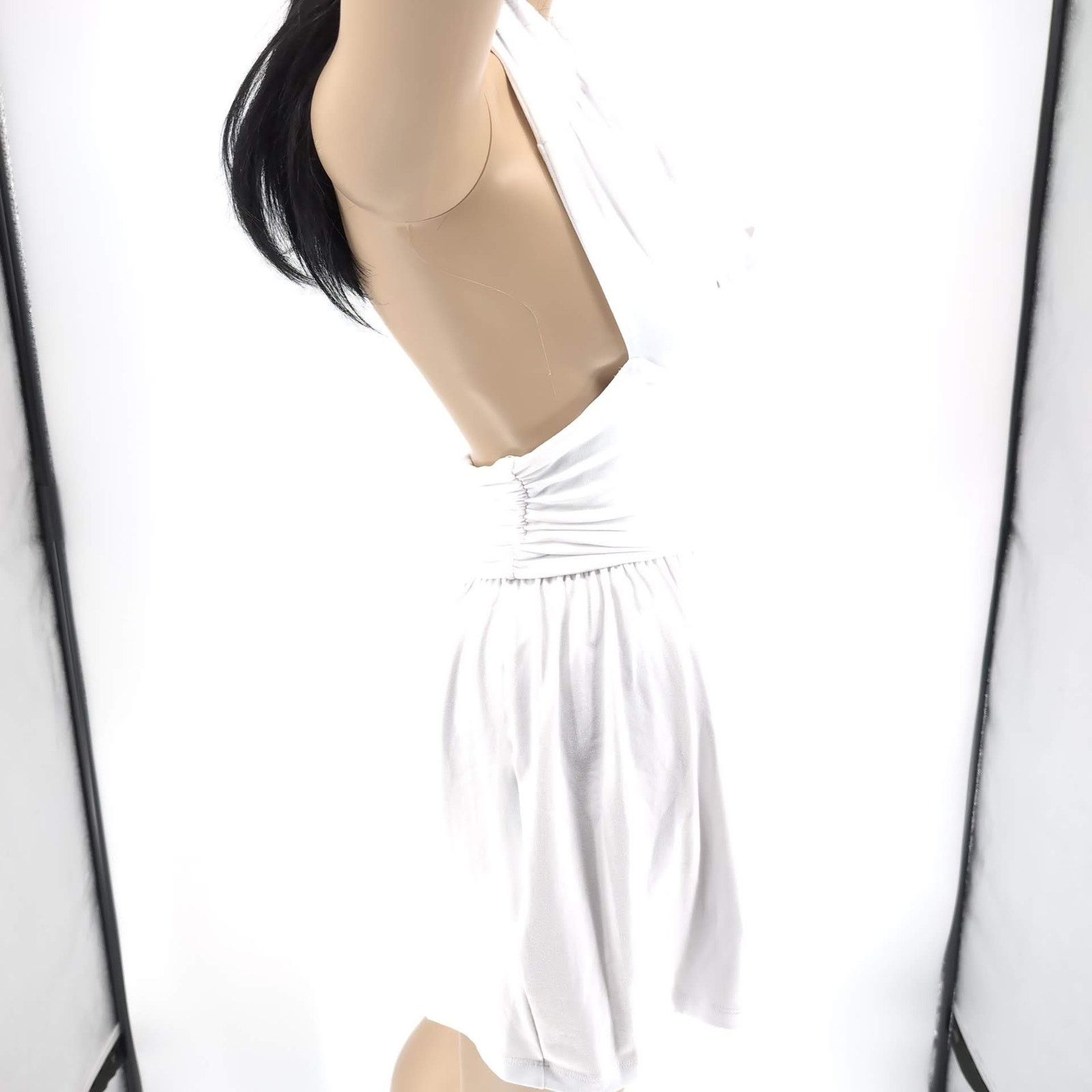 Susana Monaco Susana Monaco NWT White Cowl Neck Halter Romper -Size Small Size 28" / US 6 / IT 42 - 2 Thumbnail