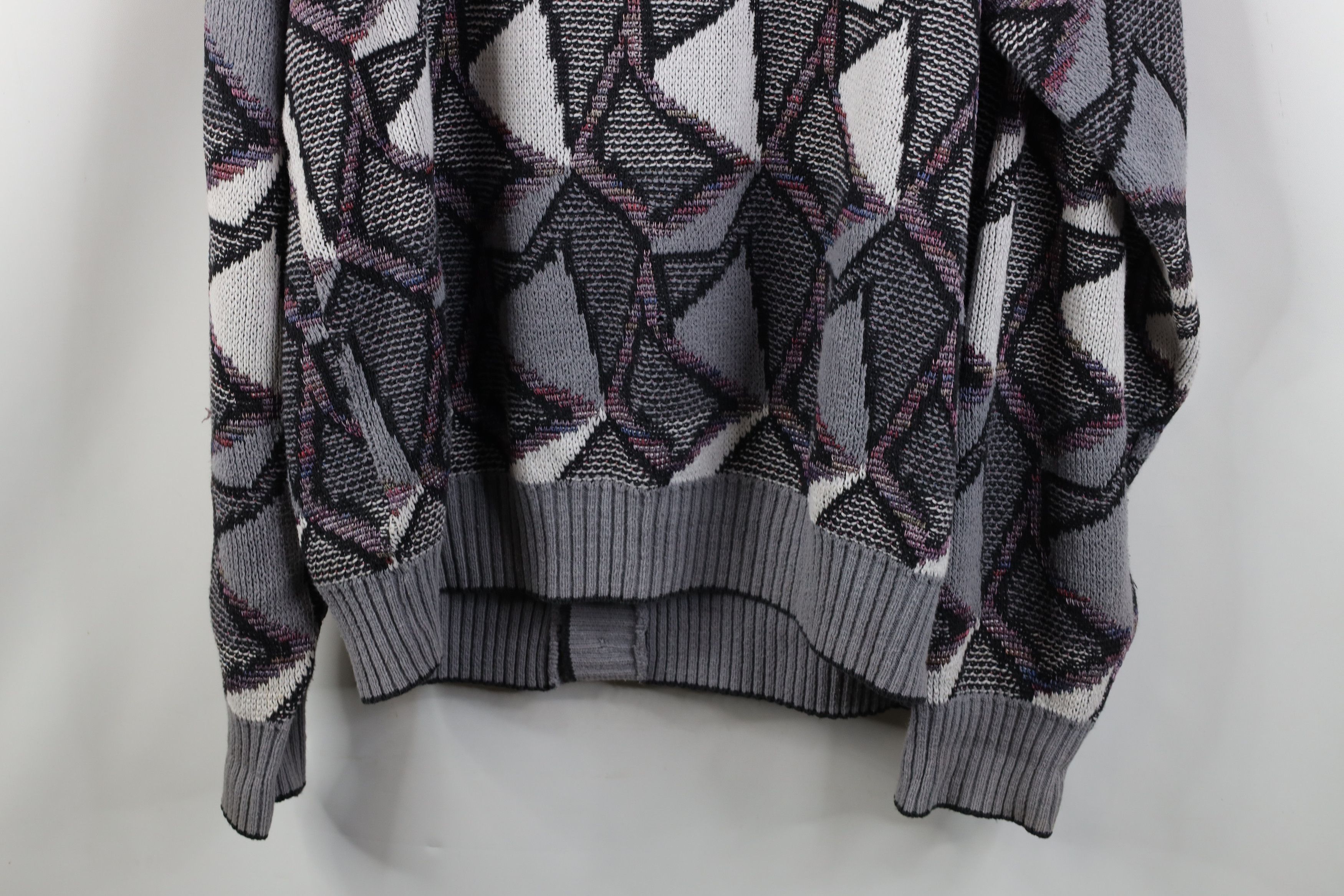 Vintage Vintage 90s Streetwear Geometric Knit Cardigan Sweater USA Size US XXL / EU 58 / 5 - 11 Thumbnail