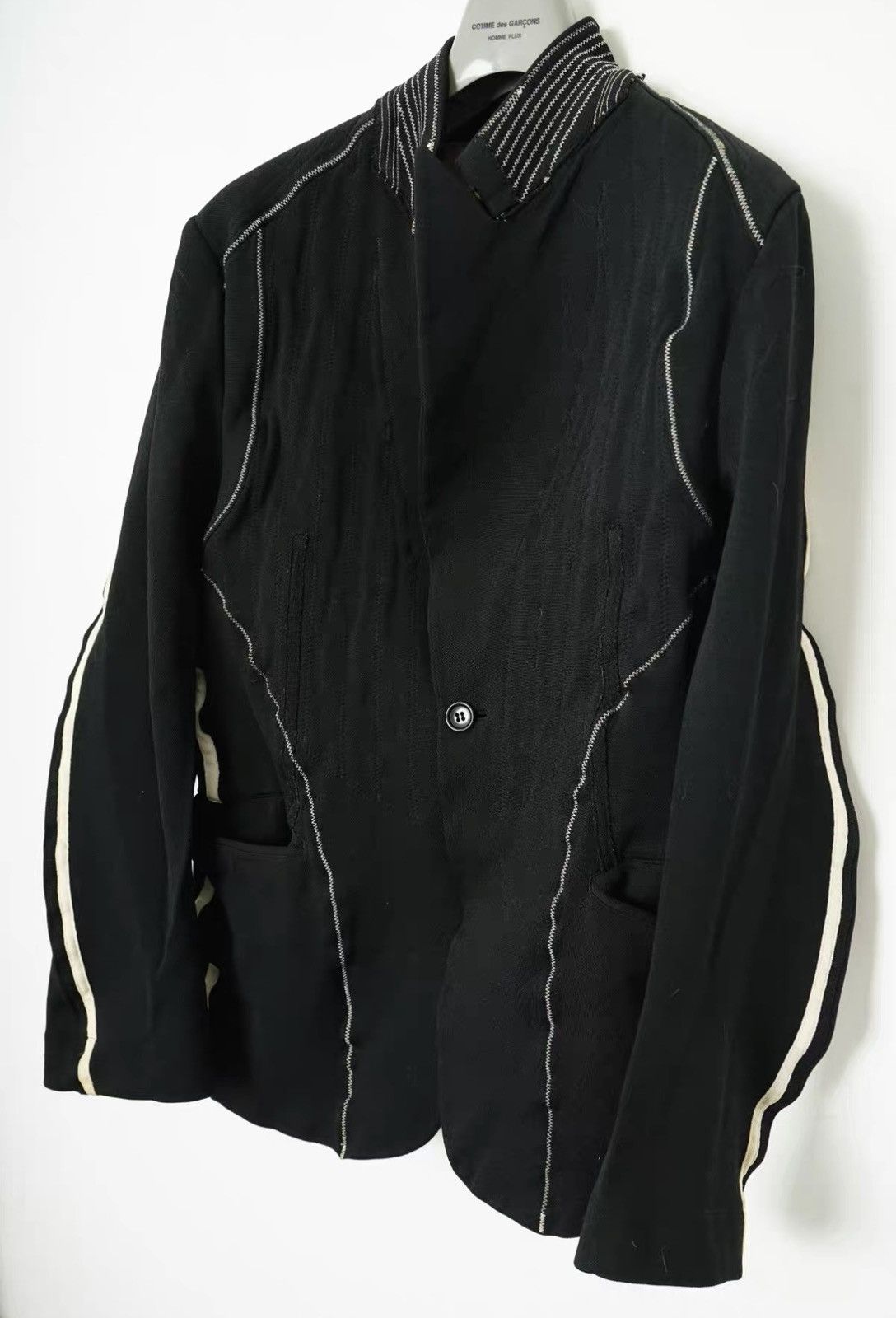 Comme des Garcons Comme des Garçons CDG Distressed Pleated Jacket Size US M / EU 48-50 / 2 - 6 Thumbnail