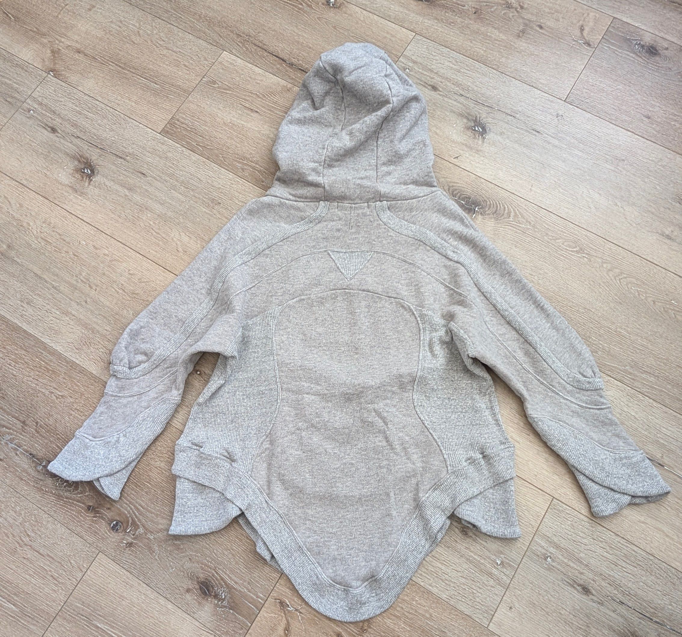 Undercover Undercover Jun Takahashi Womens Hooded Pullover Sweatshirt 8 Size M / US 6-8 / IT 42-44 - 3 Thumbnail
