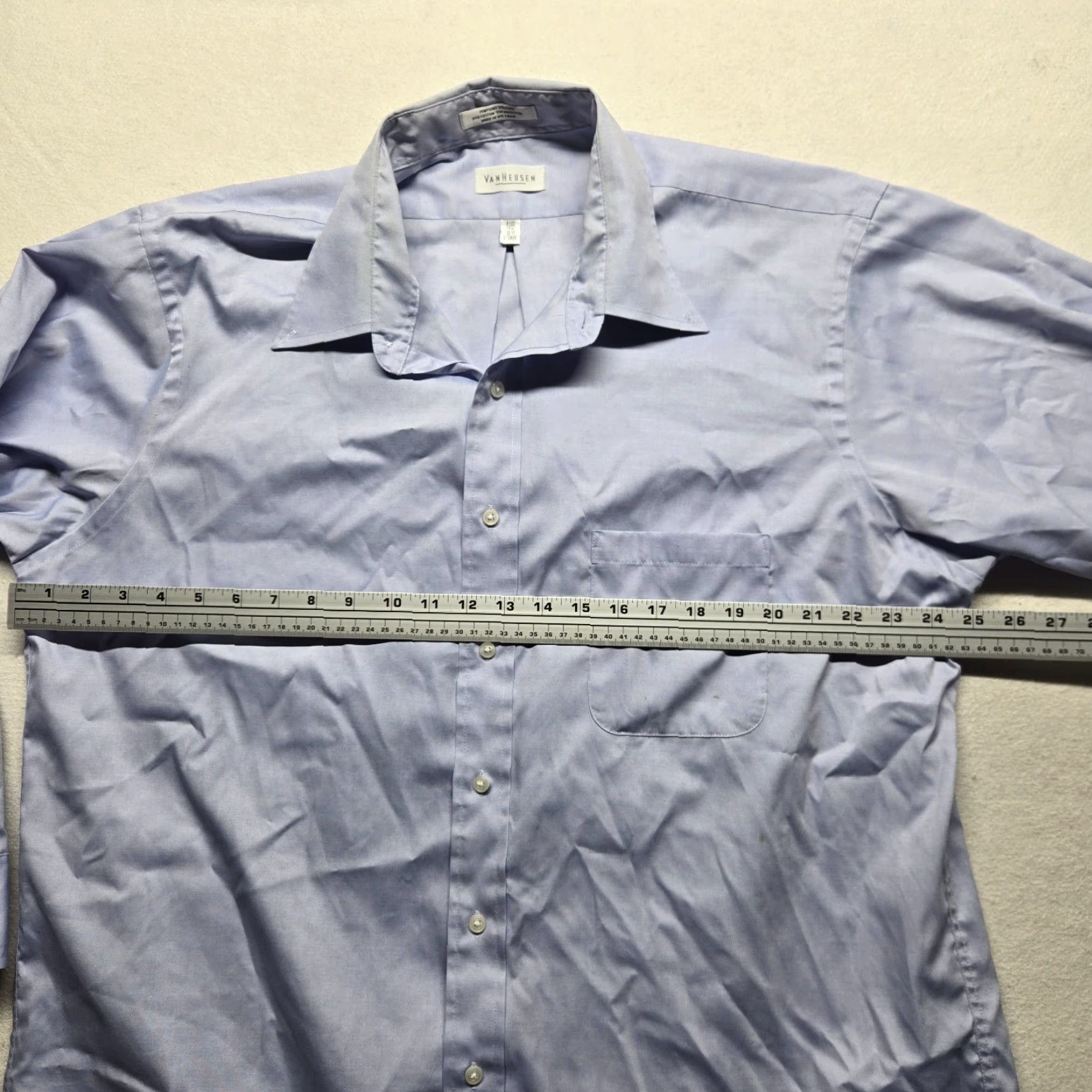 Van Heusen Van Heusen Solid Blue Long Sleeve Button Up Shirt Adult Men's Size 17.5 34/35 Size US XL / EU 56 / 4 - 4 Thumbnail