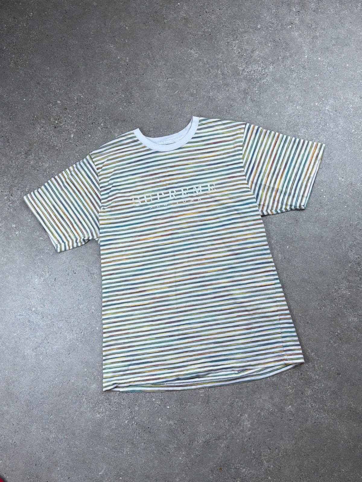 Supreme Supreme Static Tee White stripe multicoloured Size US M / EU 48-50 / 2 - 1 Thumbnail