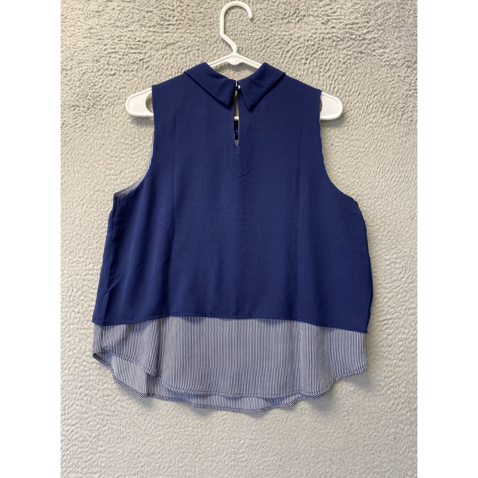 Vintage Manteau Shirt Tank Top Women's Large Navy Lightweight Sleeveless Activewear NWT 80-87 Dresswoman? Size L / US 10 / IT 46 - 6 Thumbnail