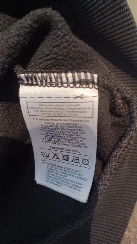 Adidas Adidas Hoodie – Black & in Great Condition! Size US M / EU 48-50 / 2 - 5 Thumbnail