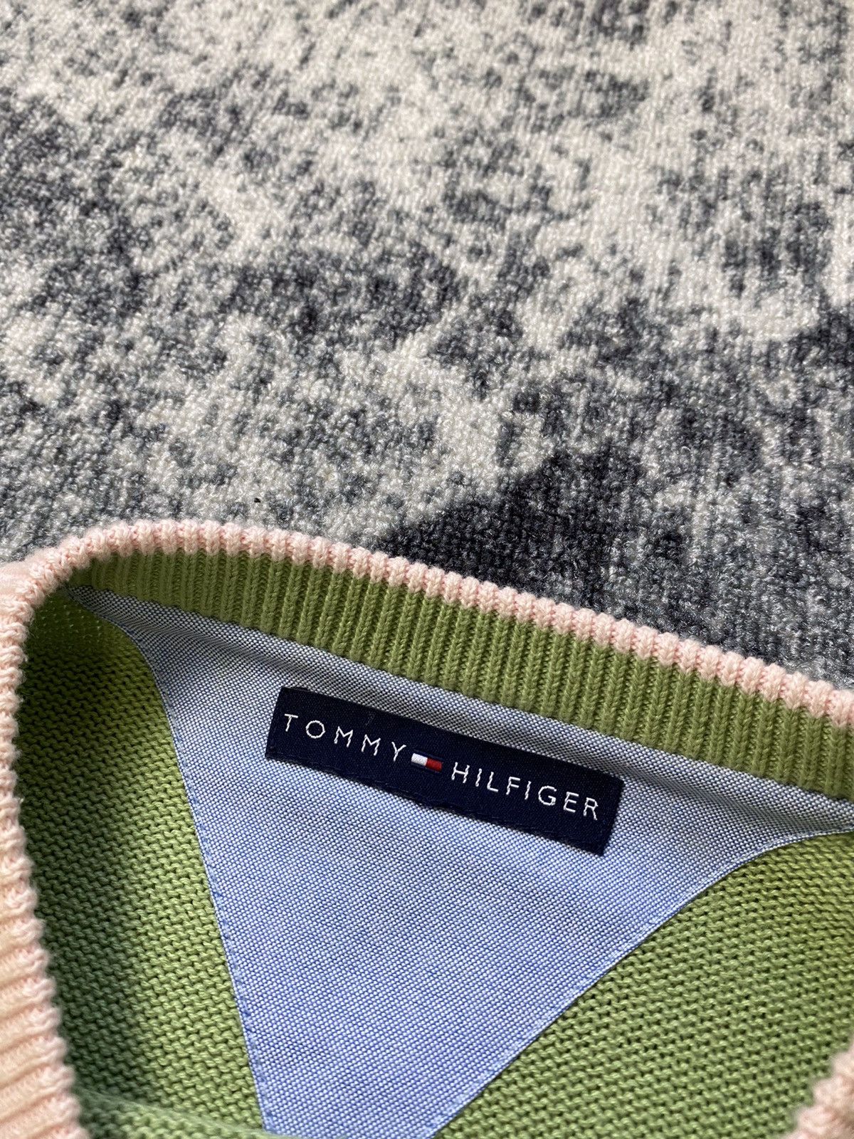 Tommy Hilfiger × Vintage Vintage Tommy Hilfiger Sweater 90s Y2K STYLE Size US M / EU 48-50 / 2 - 4 Thumbnail