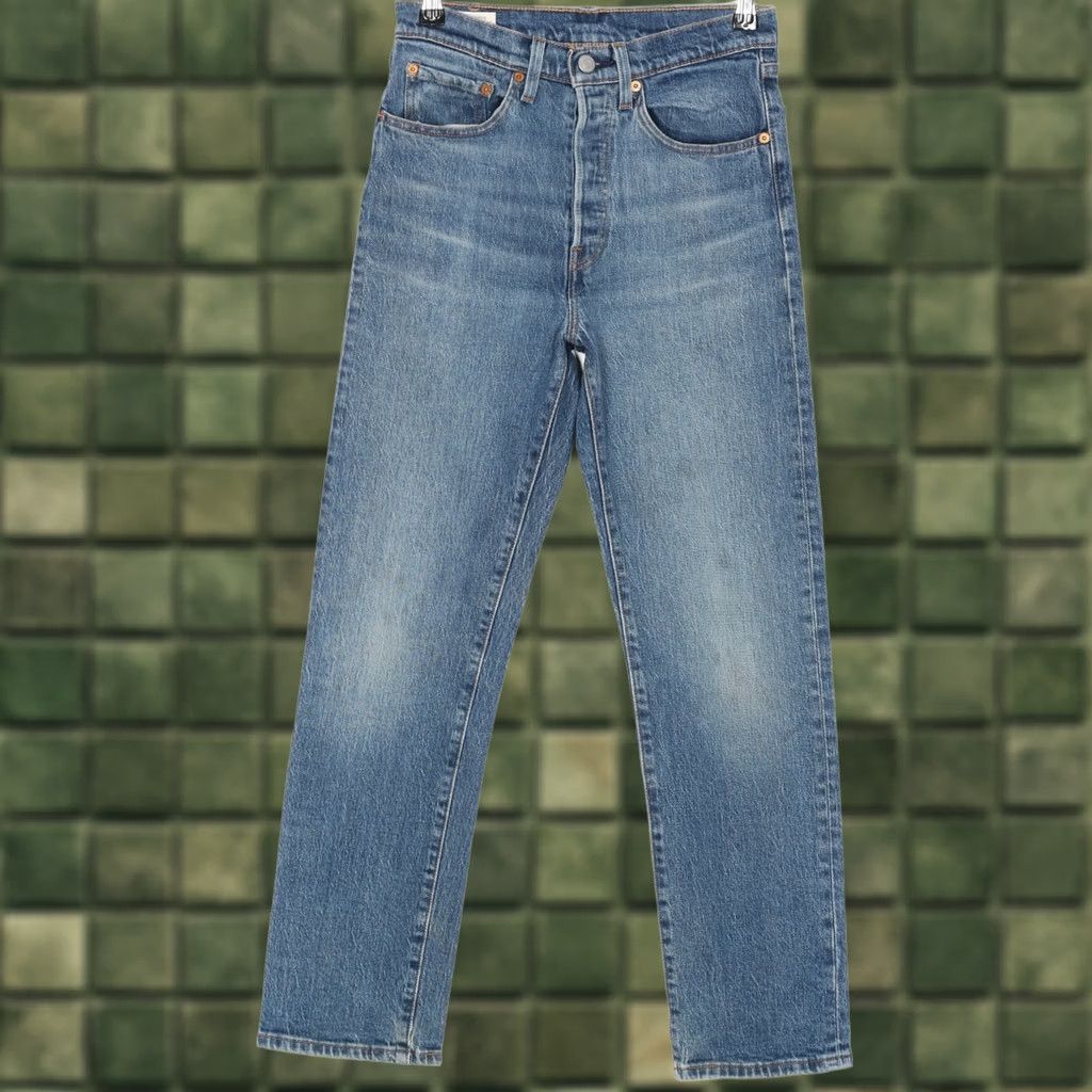 Levi's VINTAGE? LEVI’S 501 Charlestone Outlasted Crop PREMIUM Big E Jeans Women Size W26 L28 Size 26" / US 2 / IT 38 - 1 Thumbnail