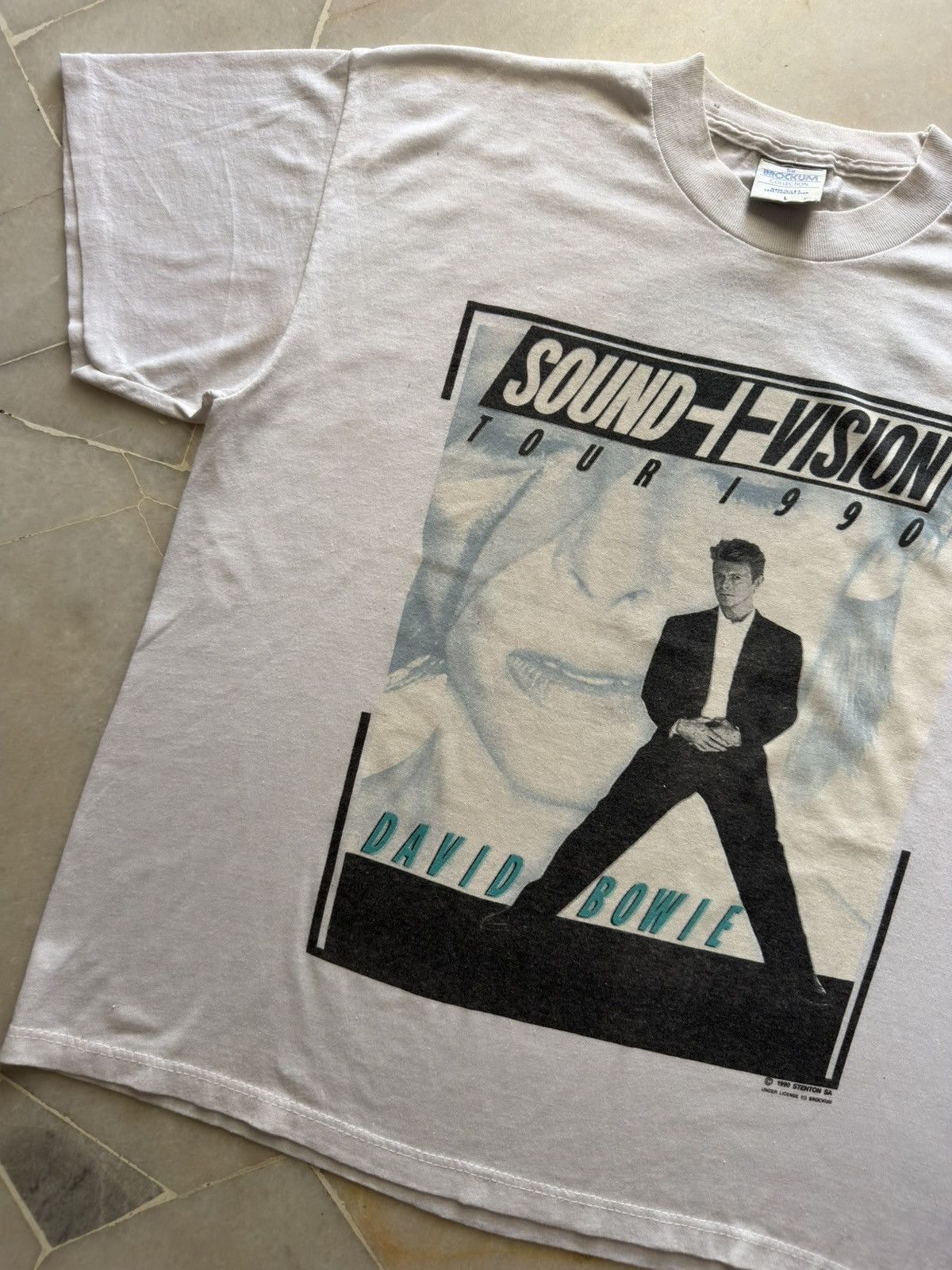 Band Tees VINTAGE ©️1990 DAVID BOWIE SOUND VISION TOUR TEE , SHIRT Size US L / EU 52-54 / 3 - 6 Thumbnail
