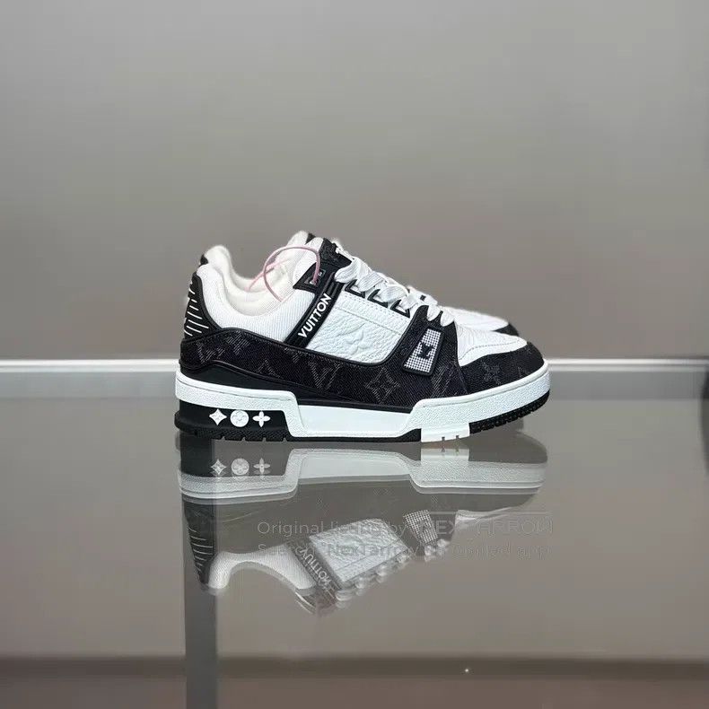 Louis Vuitton Trainer 24 Black and White Denim shoes