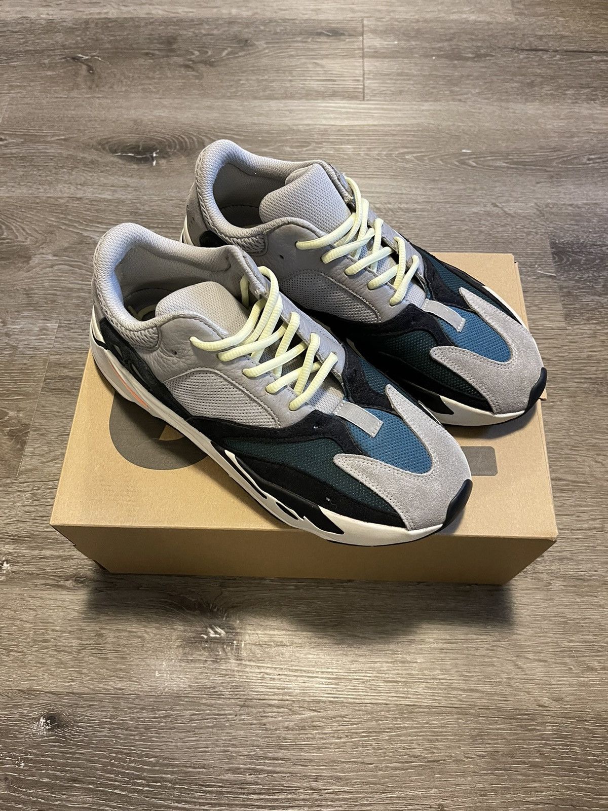 adidas yeezy 700 wave runner price