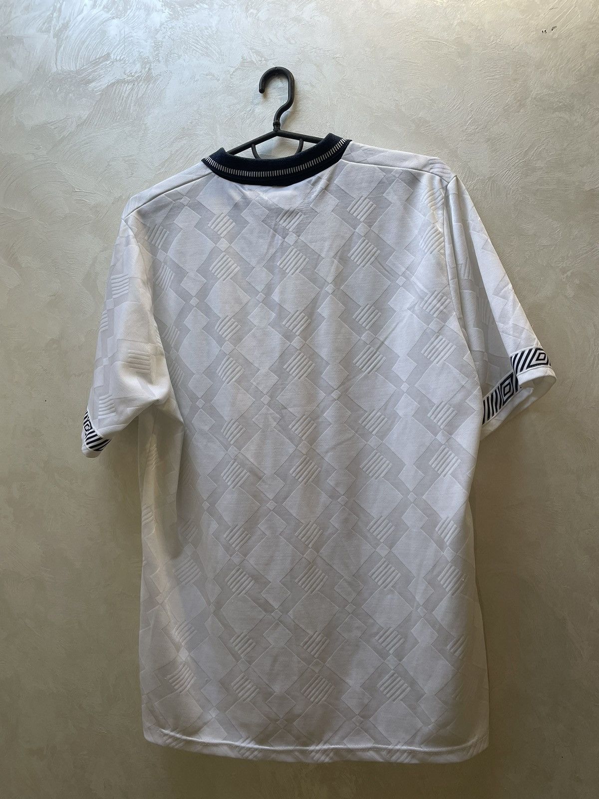 Umbro × Vintage UMBRO ENGLAND 1990 1991 1992 HOME FOOTBALL SHIRT JERSEY Size US L / EU 52-54 / 3 - 7 Thumbnail