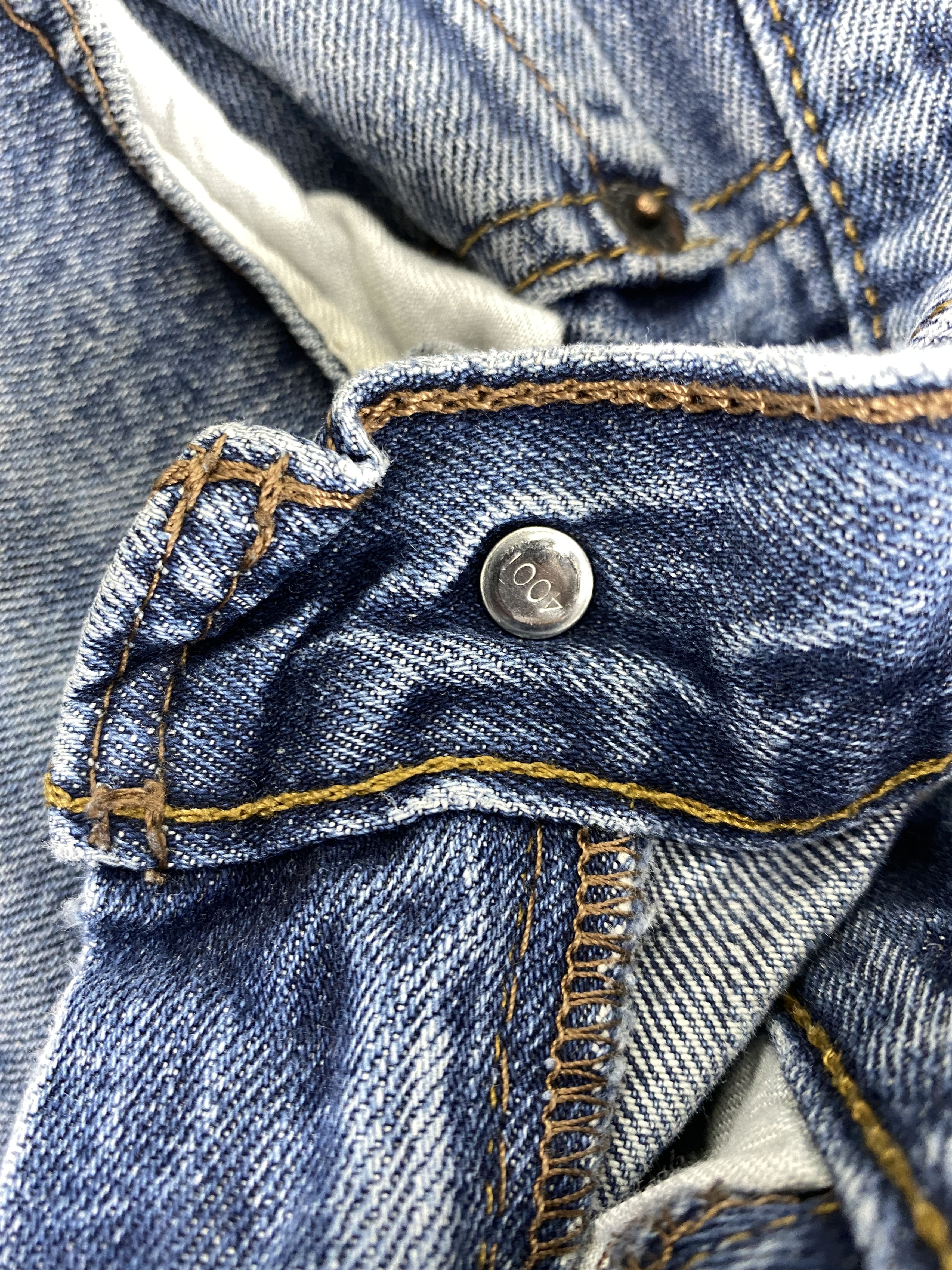 Levi's Distressed Blue Vintage Levi's Jeans 33x29.5 Denim -JN1477 Size US 33 - 7 Thumbnail