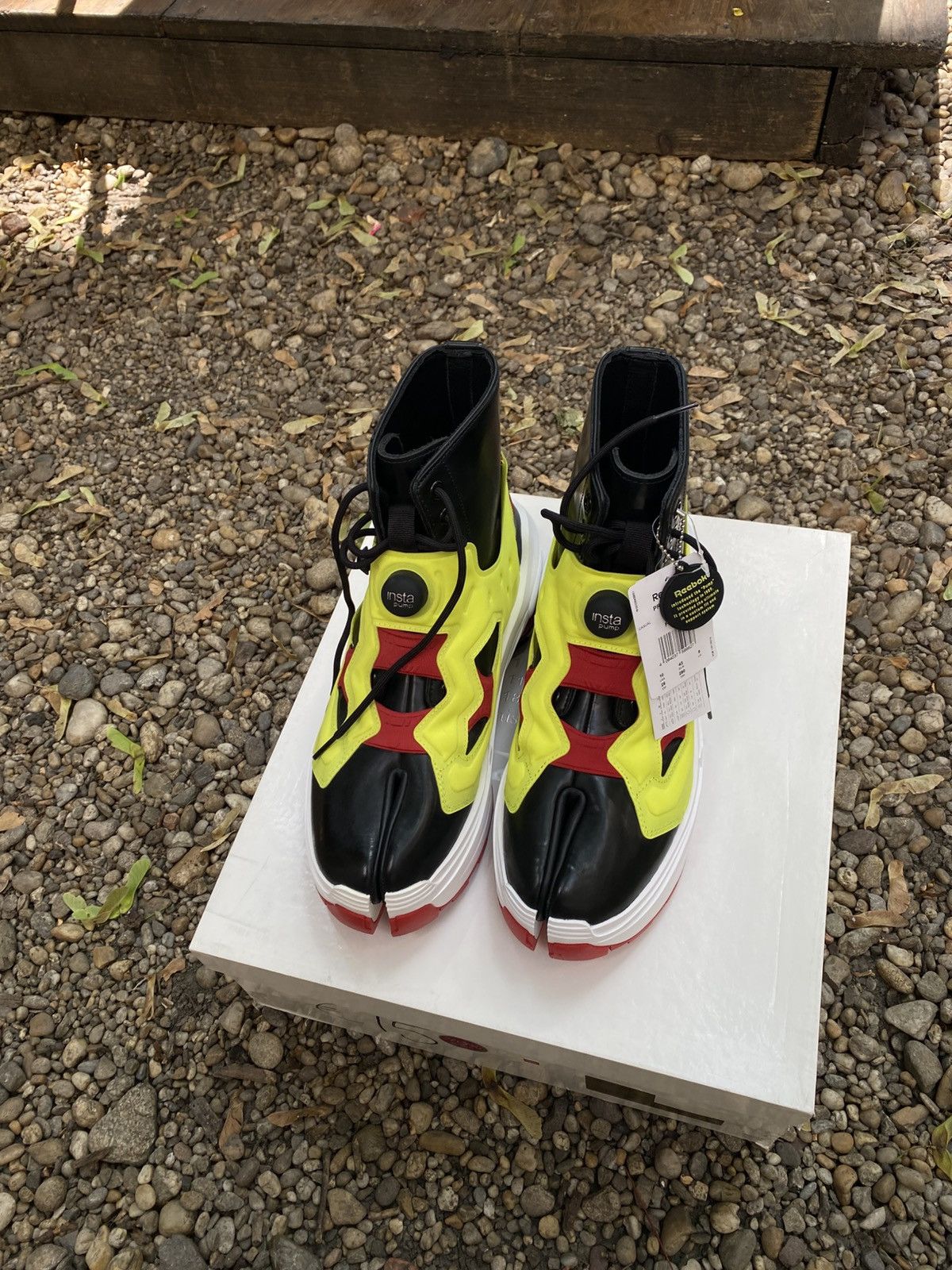 Maison Margiela x Reebok Tabi Insta Pump Sneakers