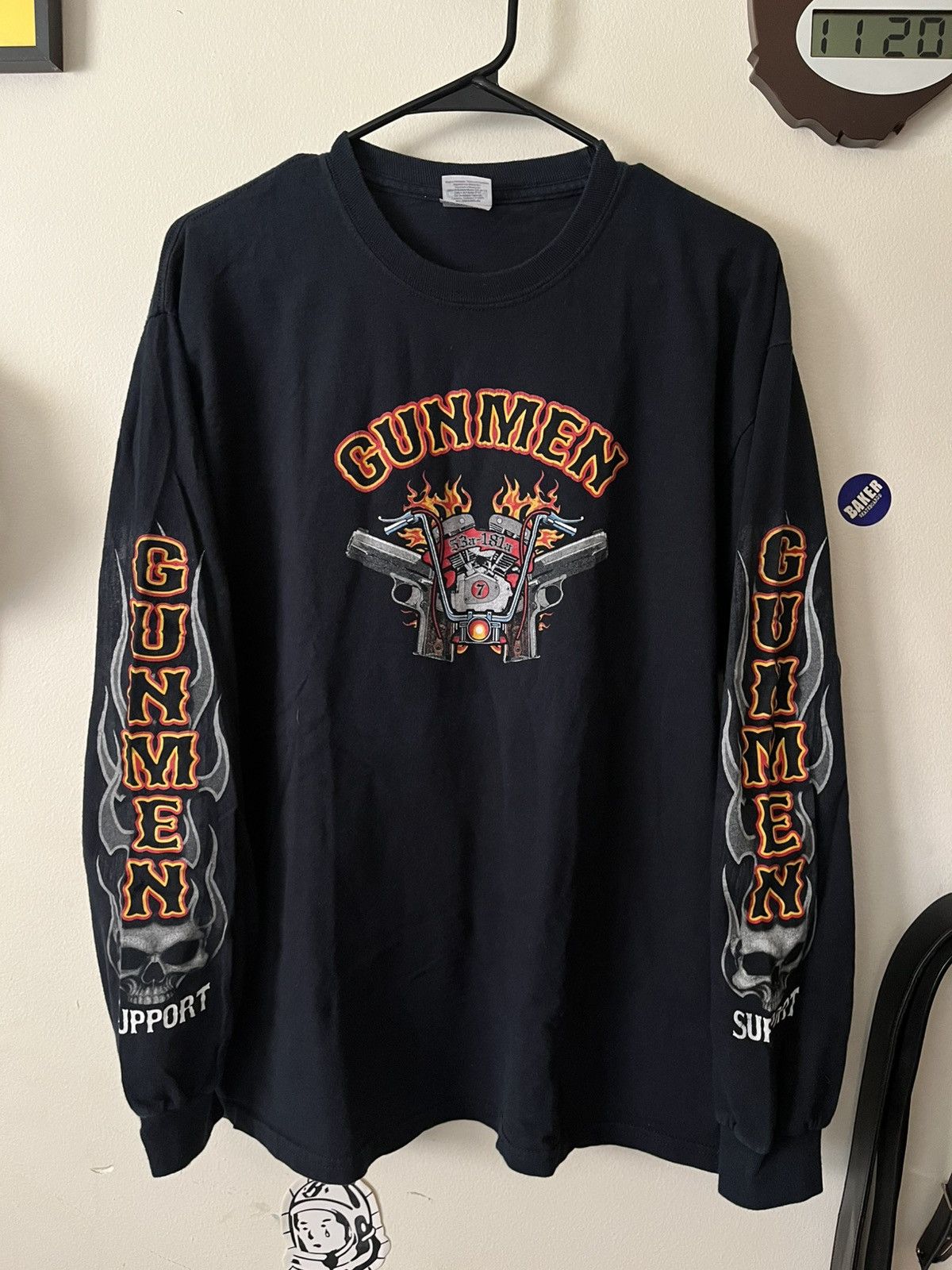 Vintage Vintage Y2K Gunmen Motorcycle Pistol Long Sleeve Tee Flames Size US L / EU 52-54 / 3 - 1 Thumbnail