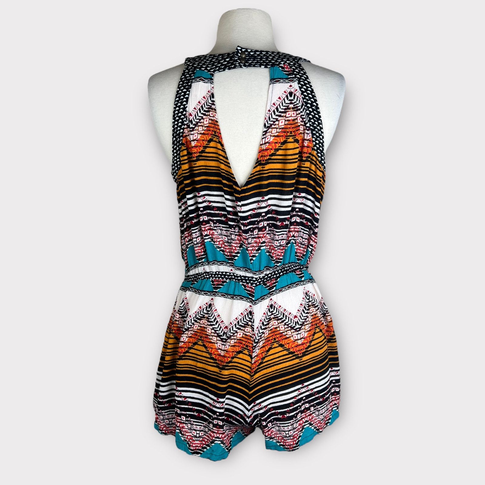 Target Basics Xhilaration | Tribal Aztec Boho Romper | Medium Size 30" / US 8 / IT 44 - 7 Thumbnail