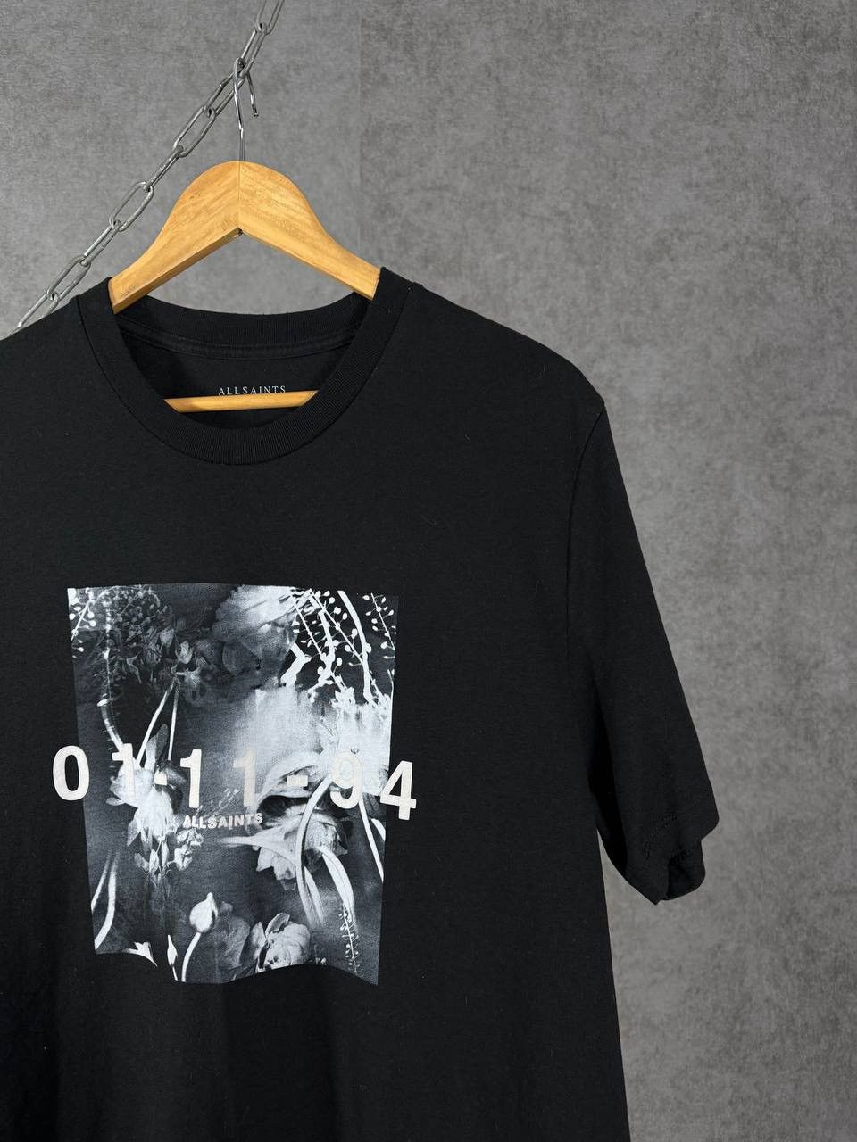 Allsaints Allsaints designer center logo tee Size US L / EU 52-54 / 3 - 2 Thumbnail