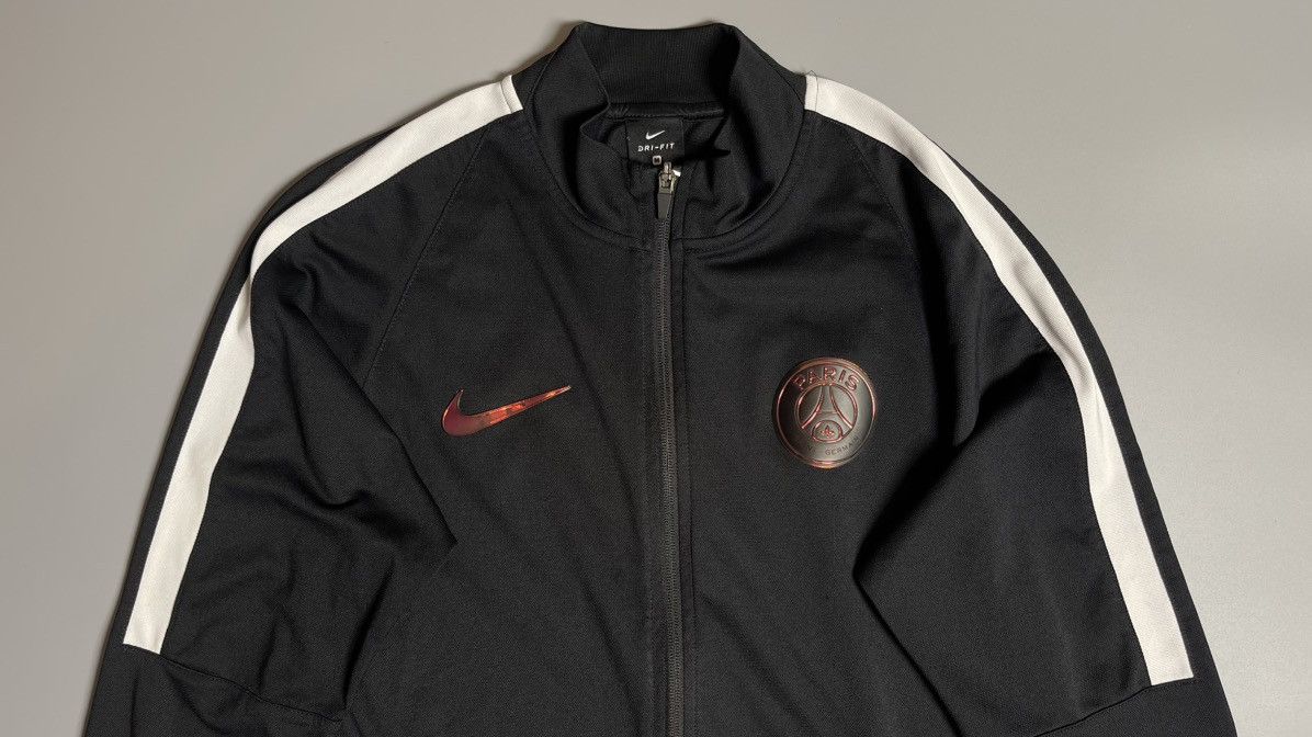 Nike × Vintage PSG NIKE 2016/2017 UCL FOOTBALL TRAINING TRACK TOP Size US M / EU 48-50 / 2 - 2 Thumbnail