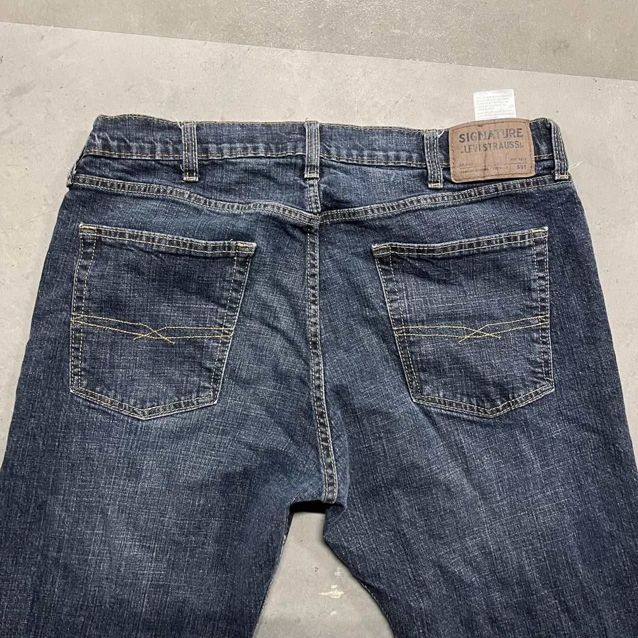 Levi's Vintage Y2K/2000s Dark wash Levis Straight Leg skater Jeans! Size US 38 / EU 54 - 6 Thumbnail